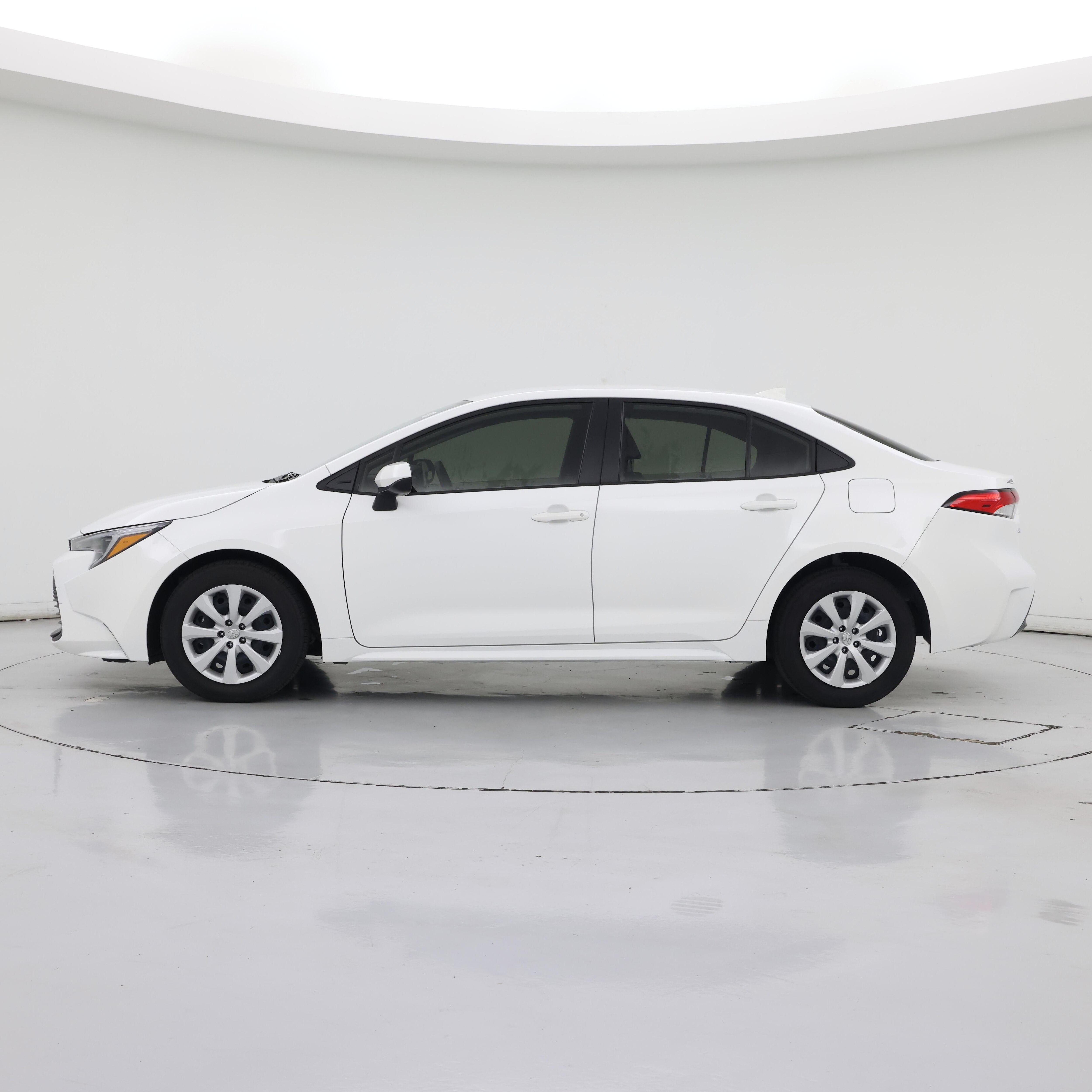 Thumbnail: 2025 Toyota Corolla - 3