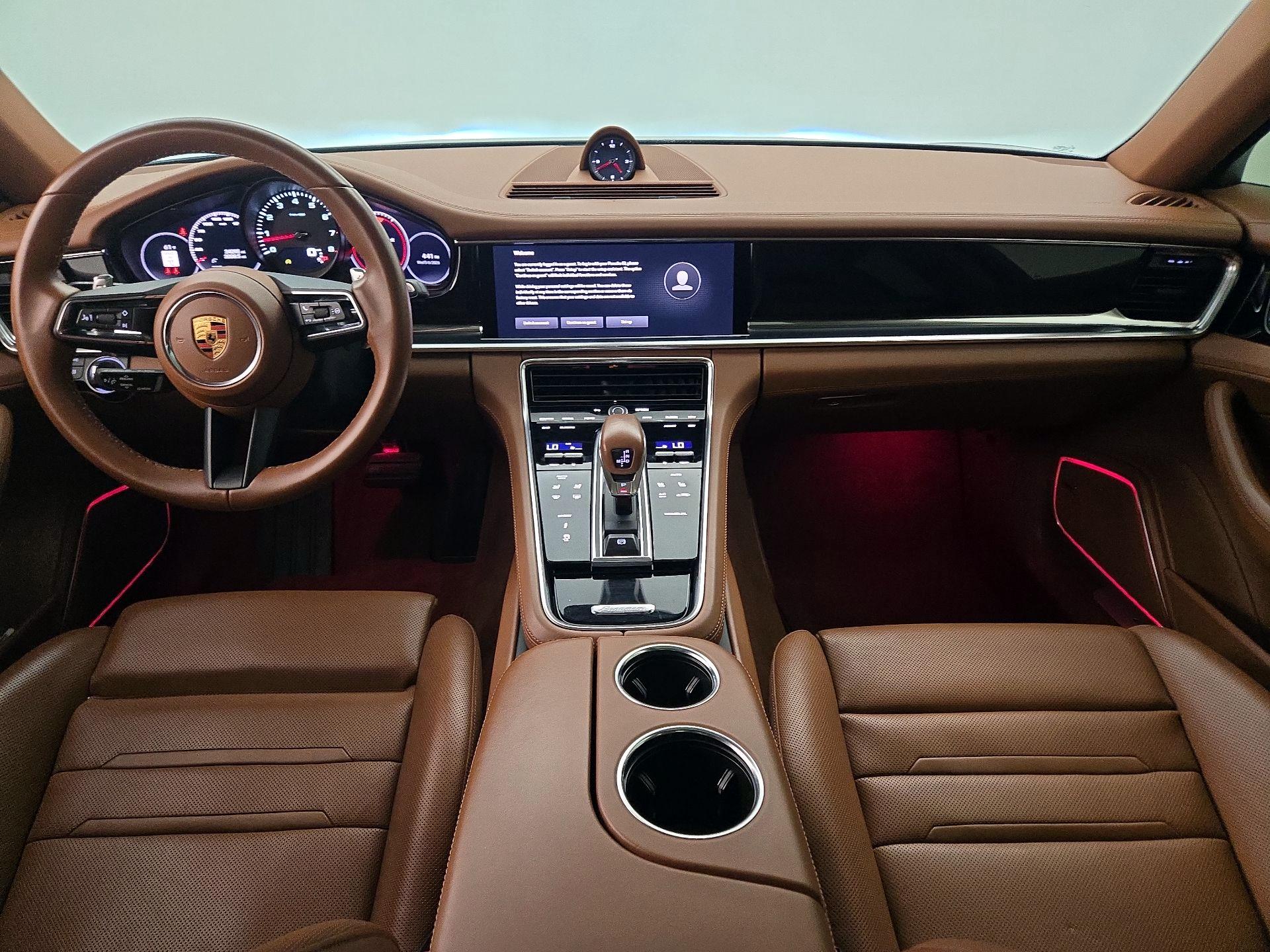 Thumbnail: 2022 Porsche Panamera - 9