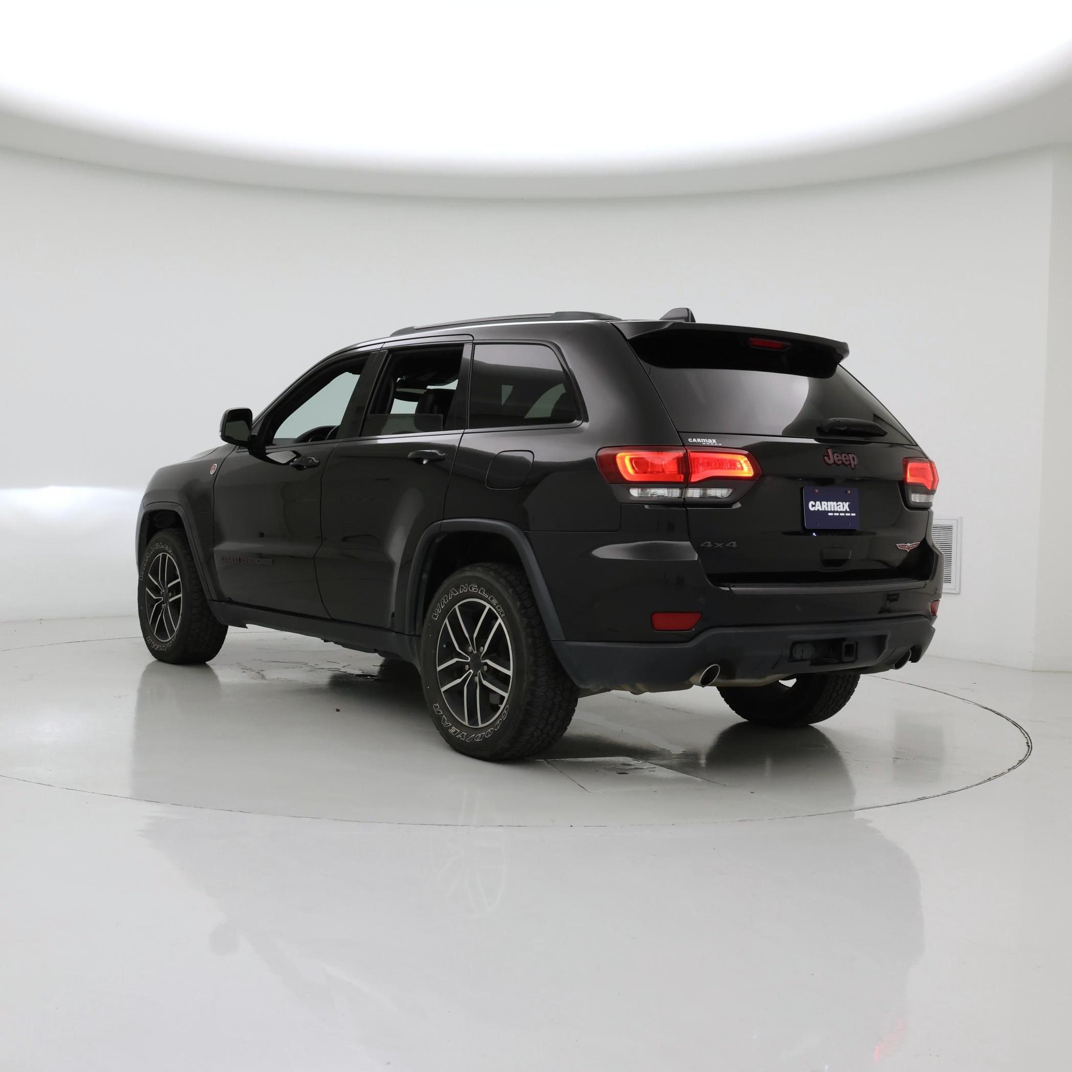 Thumbnail: 2019 Jeep Grand Cherokee - 2