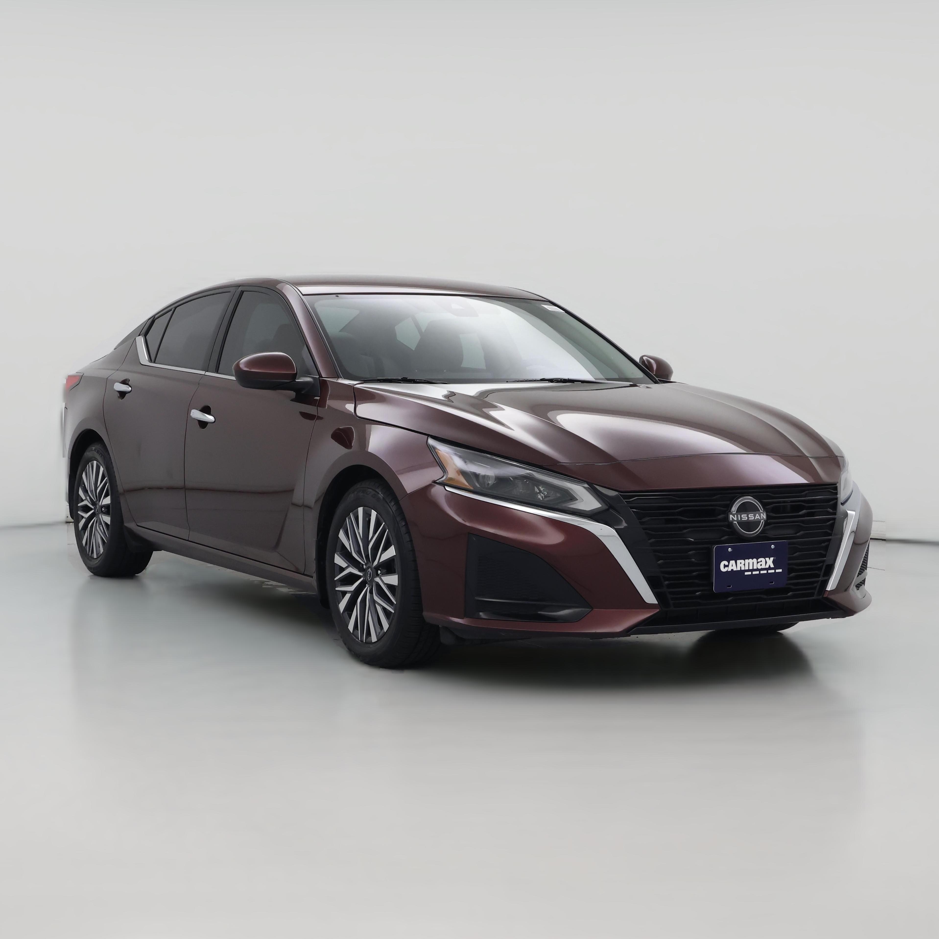 Thumbnail: 2023 Nissan Altima - 1