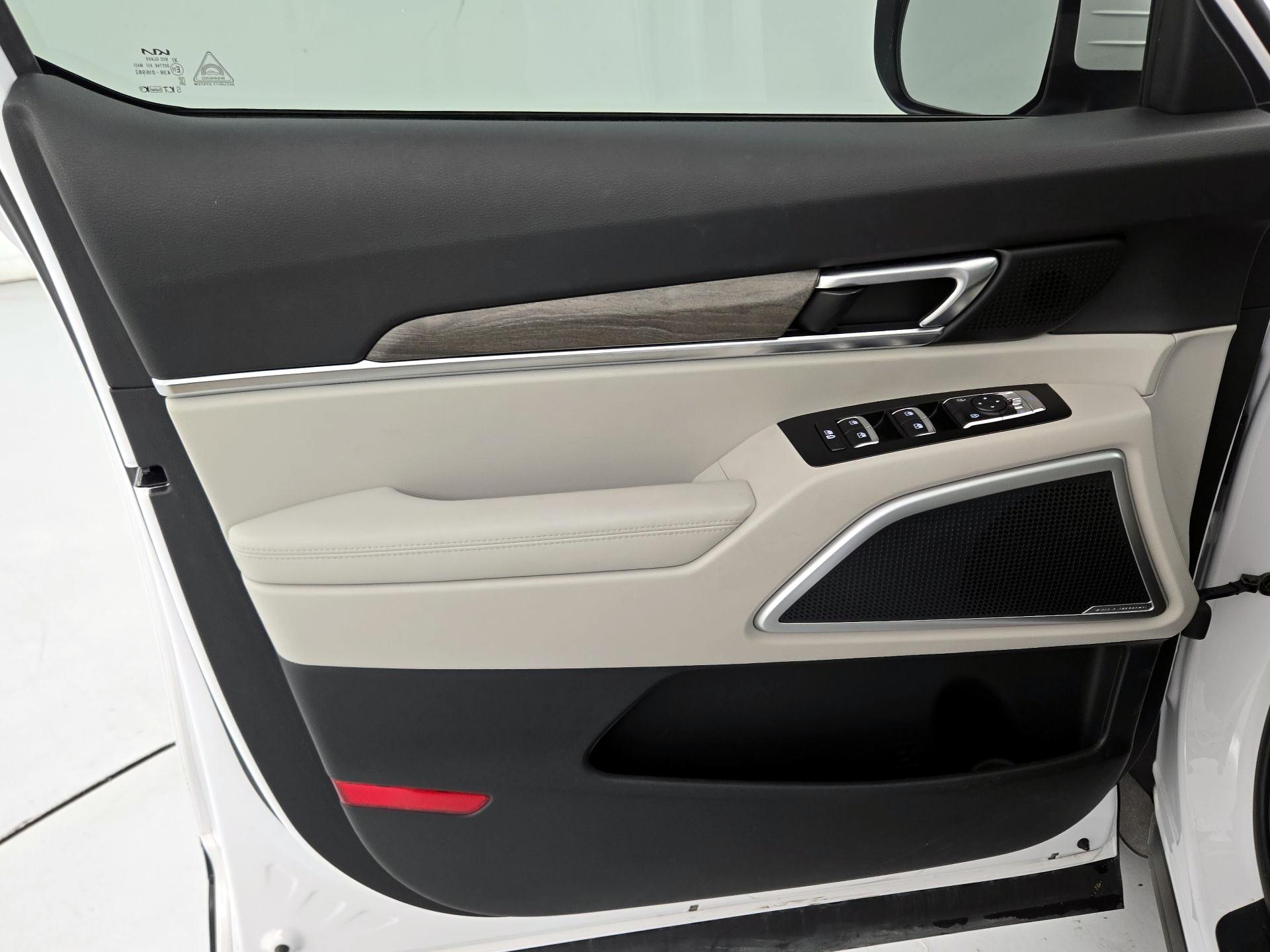 Thumbnail: 2022 Kia Telluride - 12