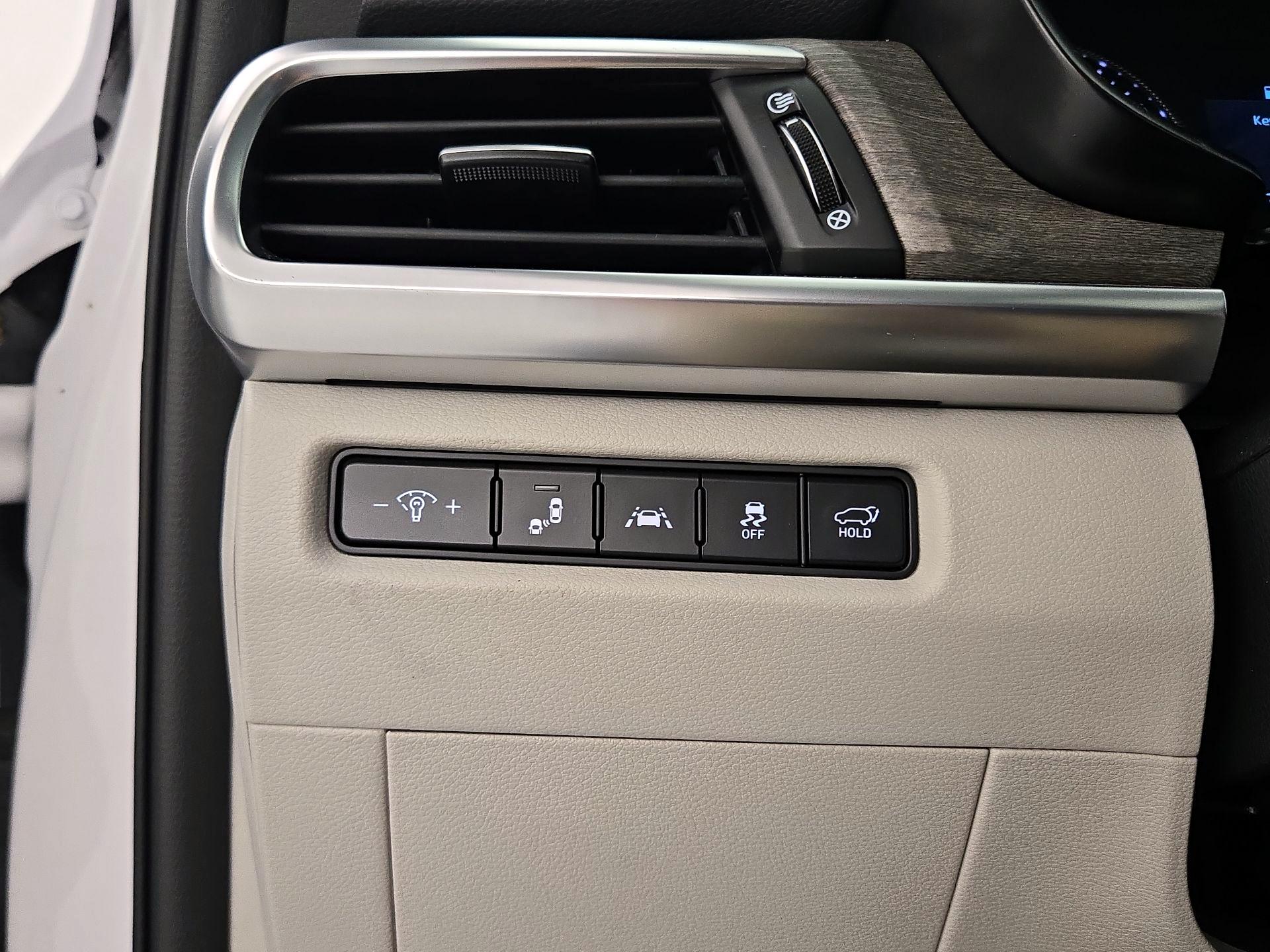 Thumbnail: 2022 Kia Telluride - 13