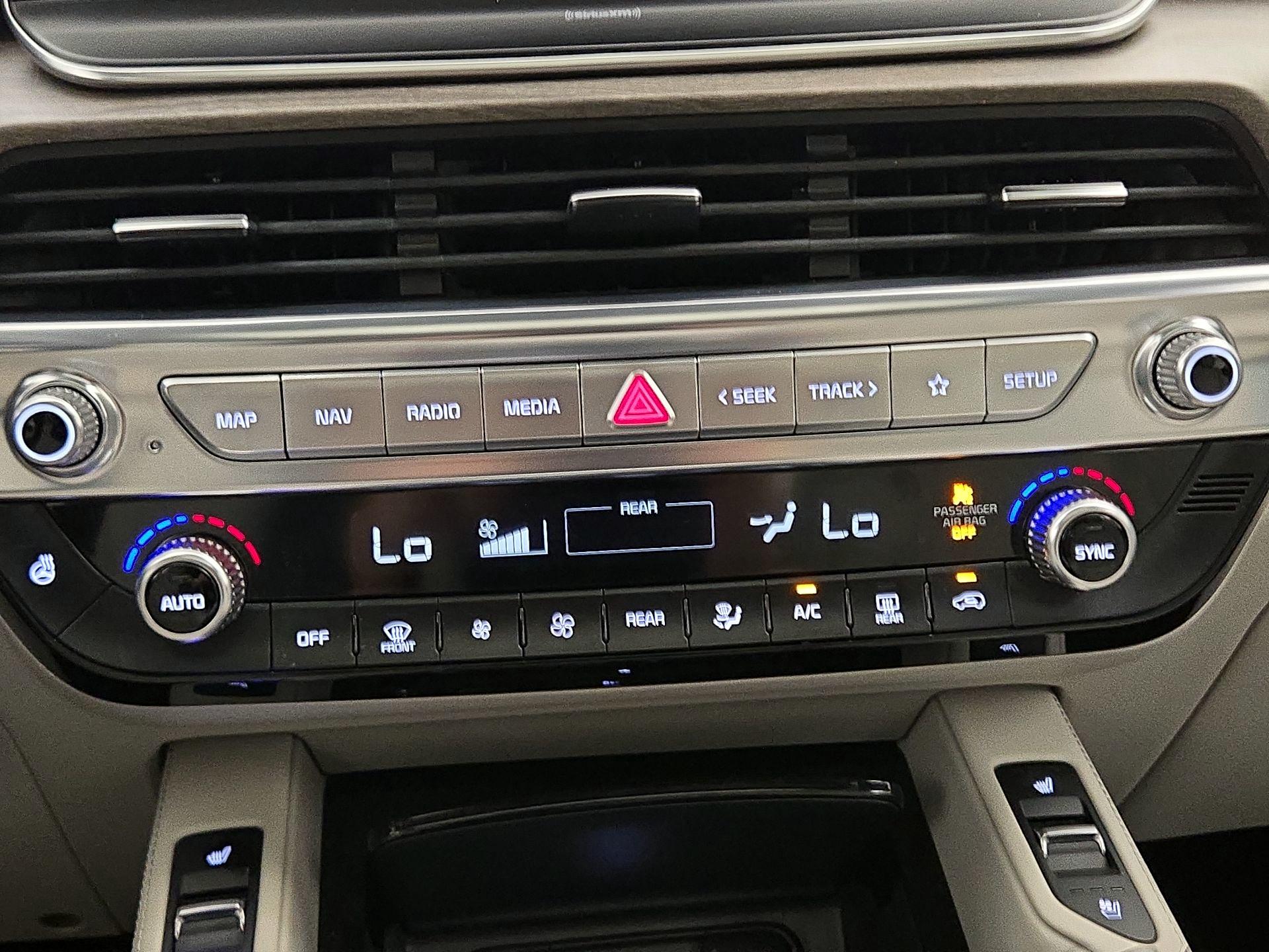 Thumbnail: 2022 Kia Telluride - 17