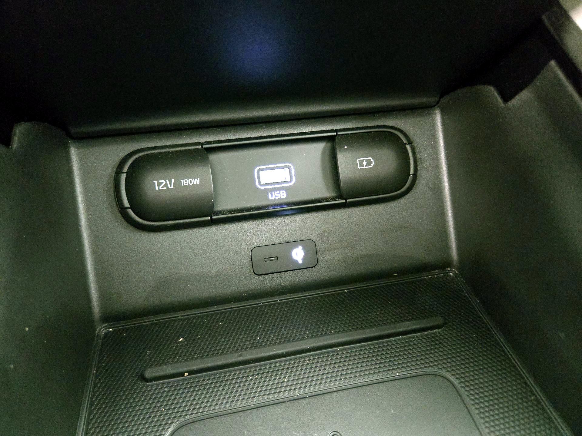 Thumbnail: 2022 Kia Telluride - 19