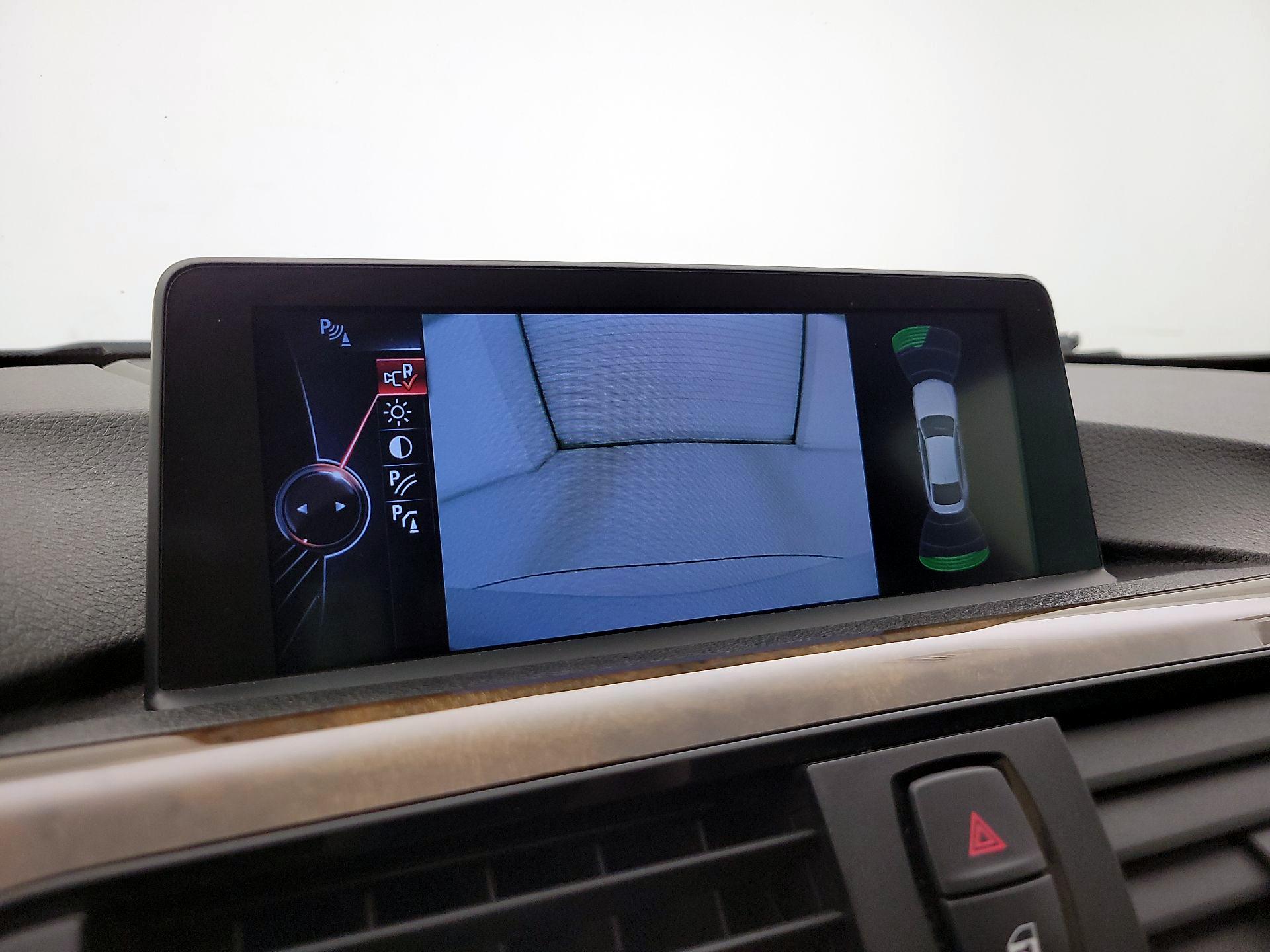 Thumbnail: 2015 BMW 4 Series - 15