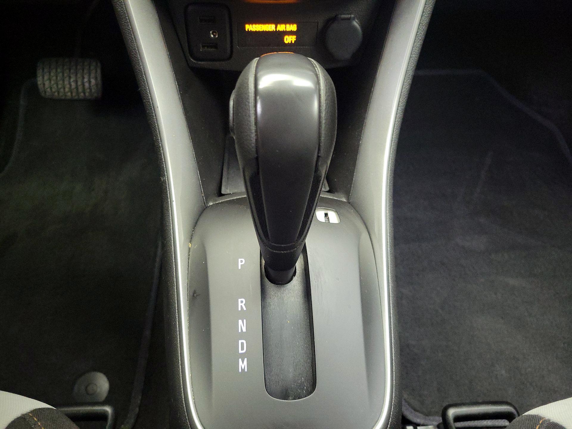 Thumbnail: 2020 Chevrolet Trax - 17