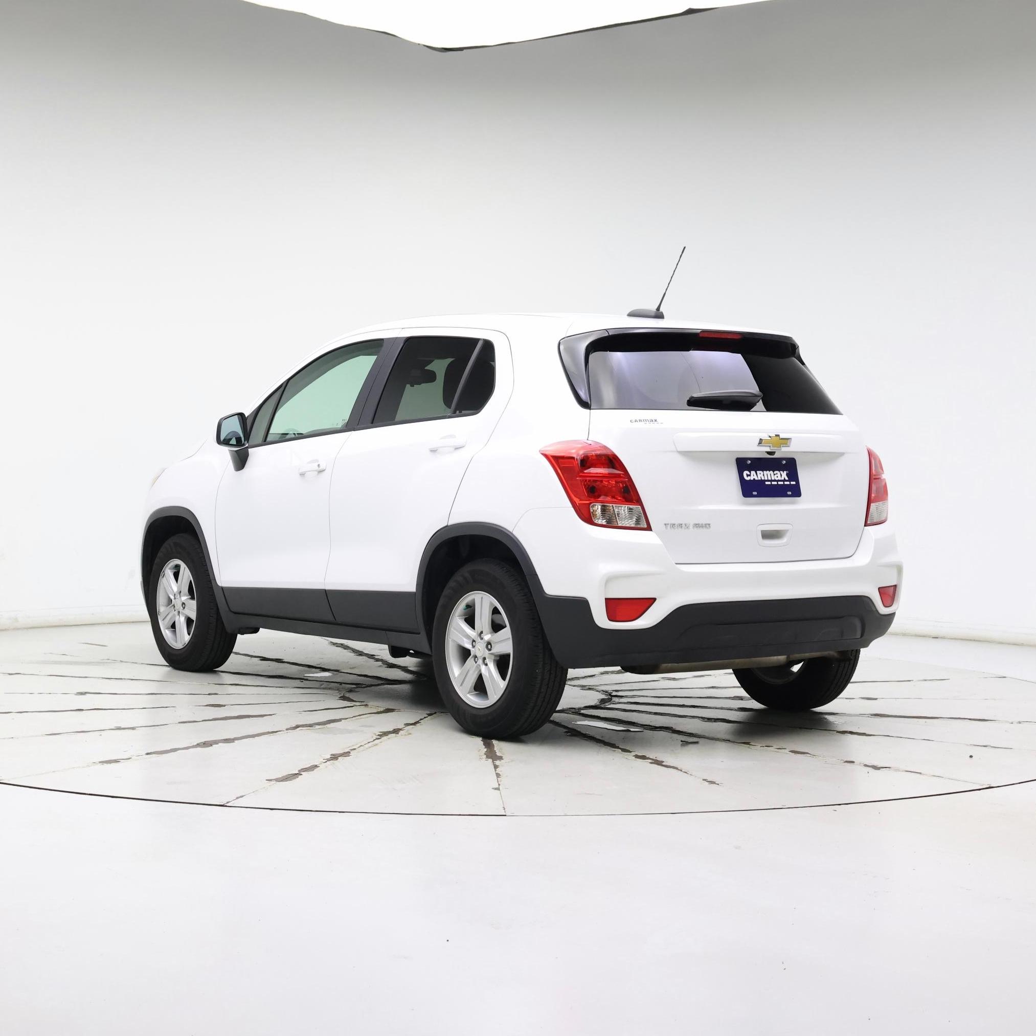 Thumbnail: 2020 Chevrolet Trax - 2
