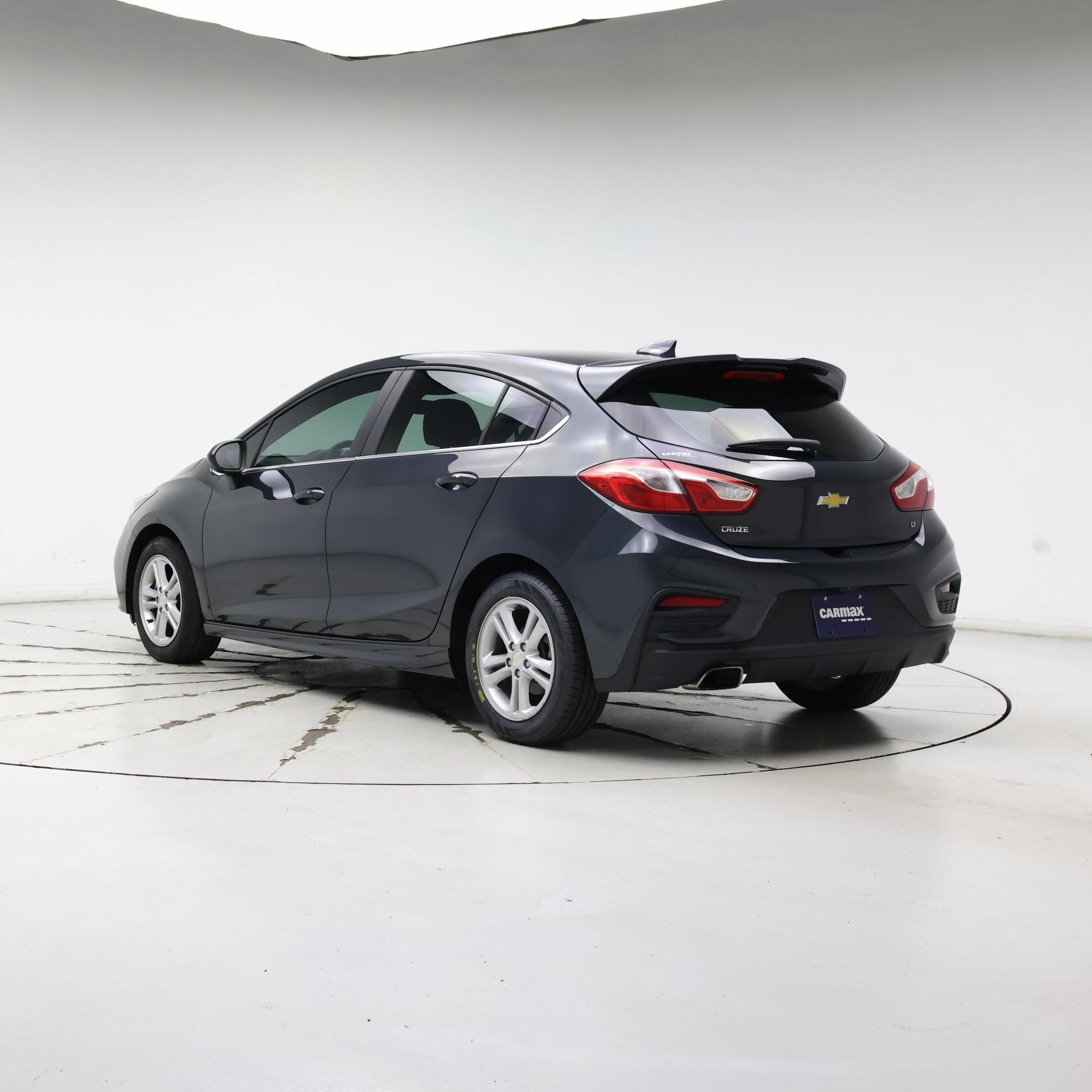 Thumbnail: 2017 Chevrolet Cruze - 2