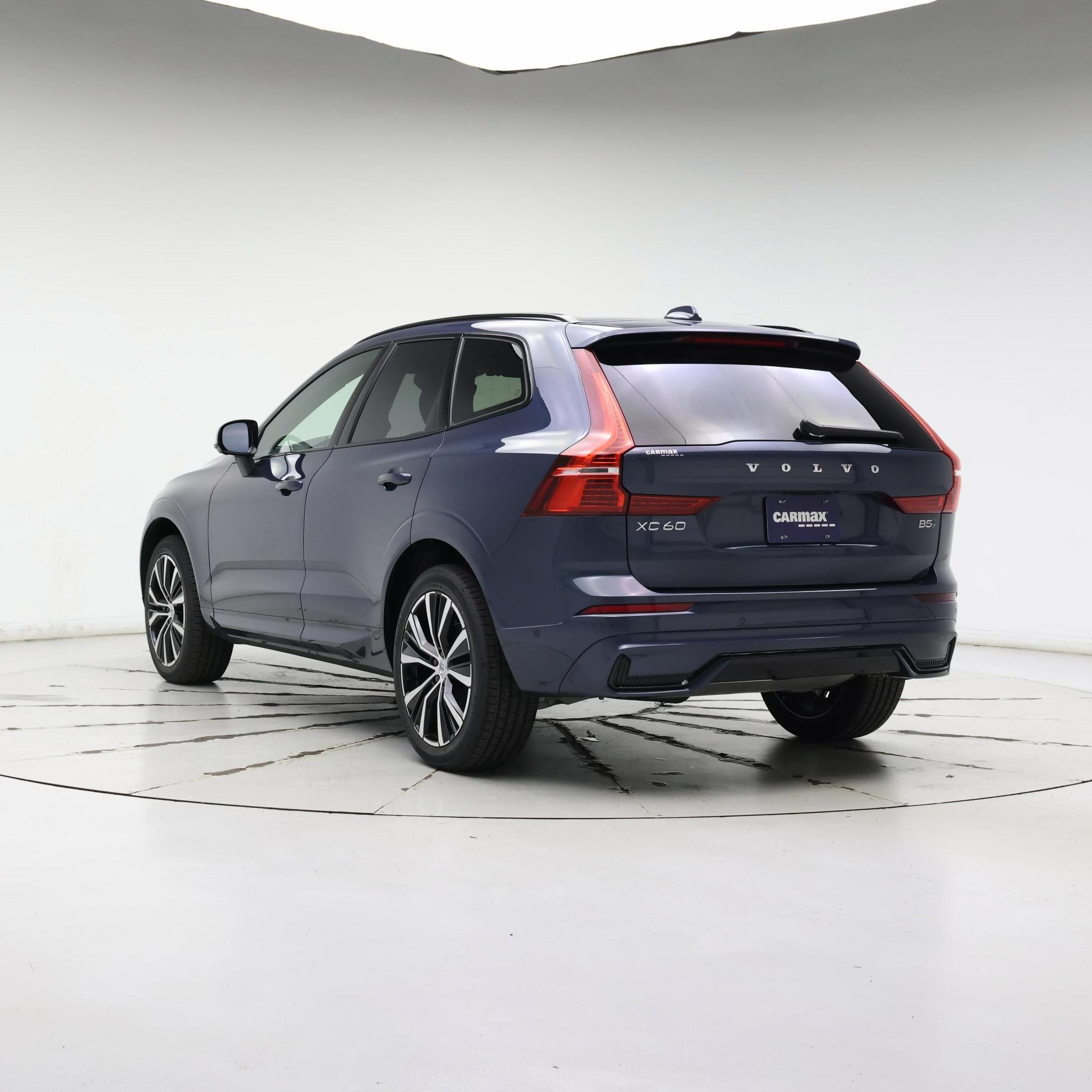 Thumbnail: 2025 Volvo XC60 - 2