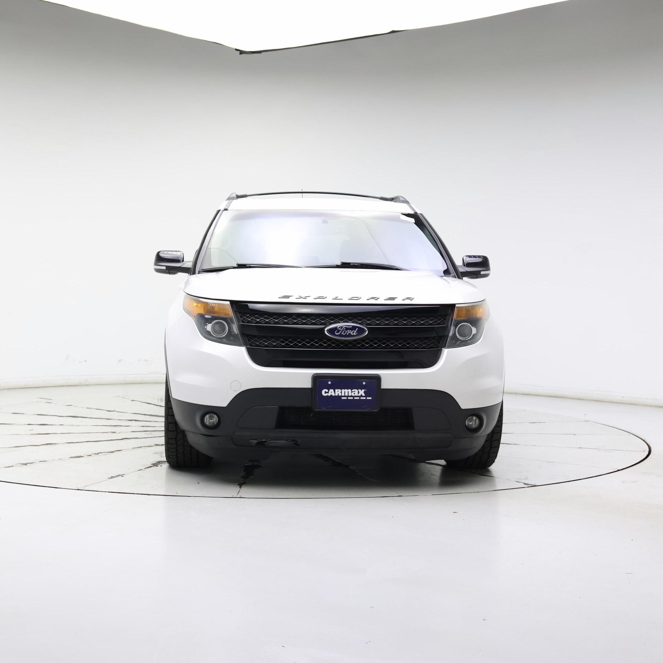 Thumbnail: 2015 Ford Explorer - 5