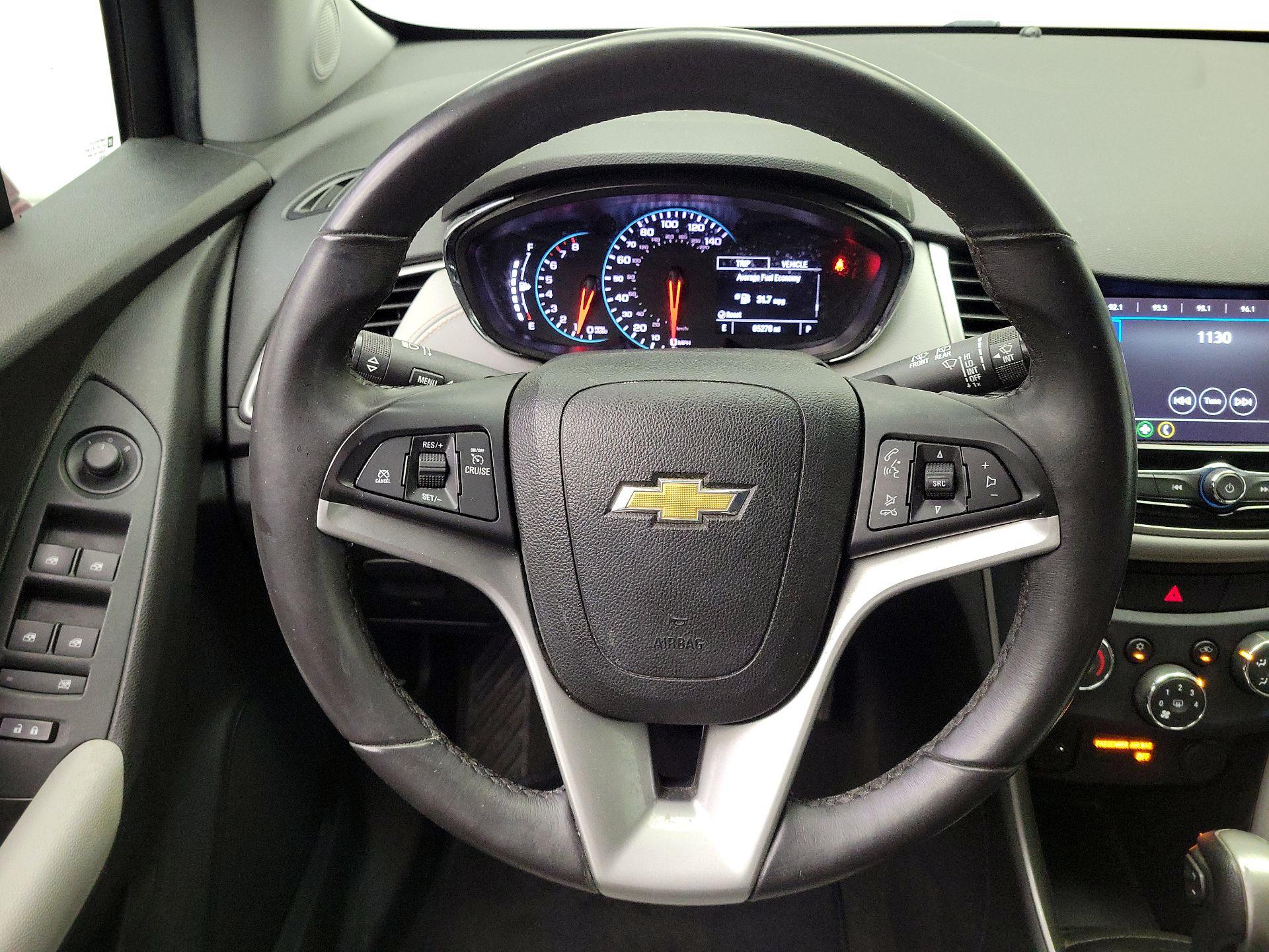 Thumbnail: 2018 Chevrolet Trax - 10