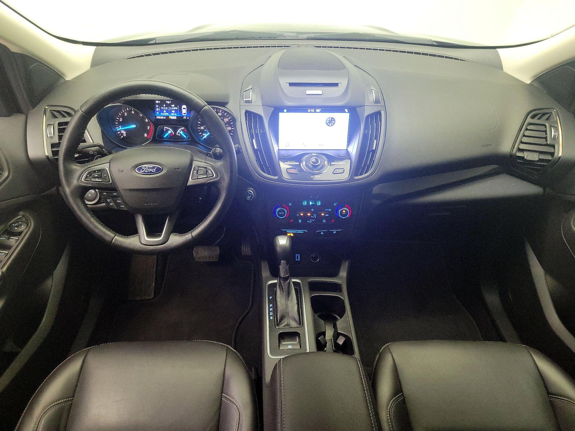 Thumbnail: 2017 Ford Escape - 9