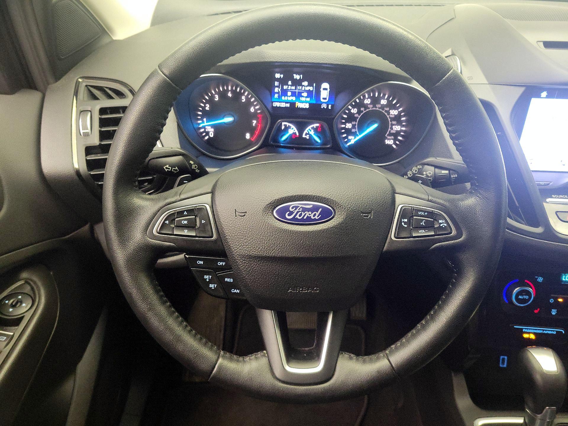 Thumbnail: 2017 Ford Escape - 10