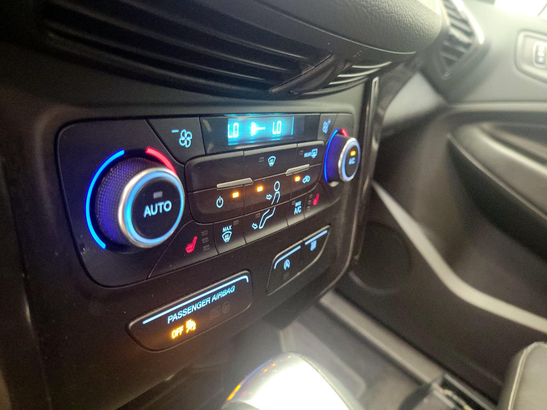 Thumbnail: 2017 Ford Escape - 16