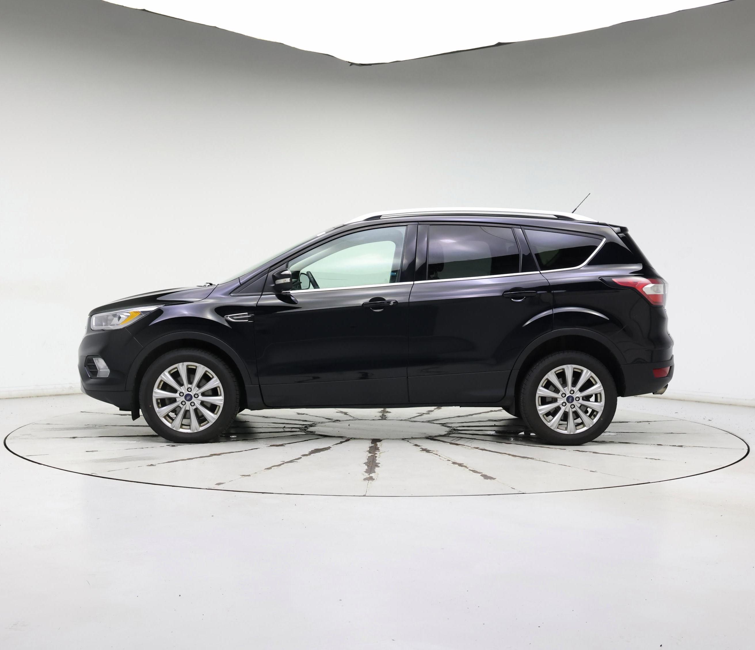 Thumbnail: 2017 Ford Escape - 3