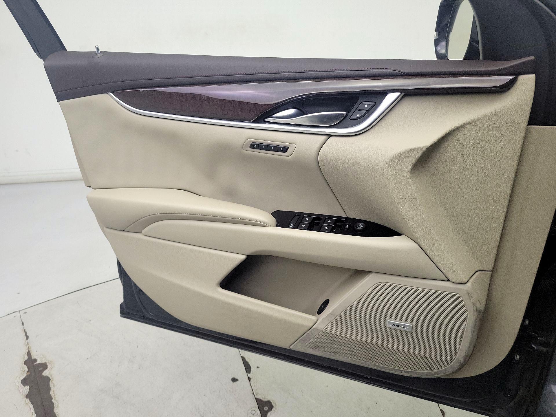 Thumbnail: 2016 Cadillac XTS - 12