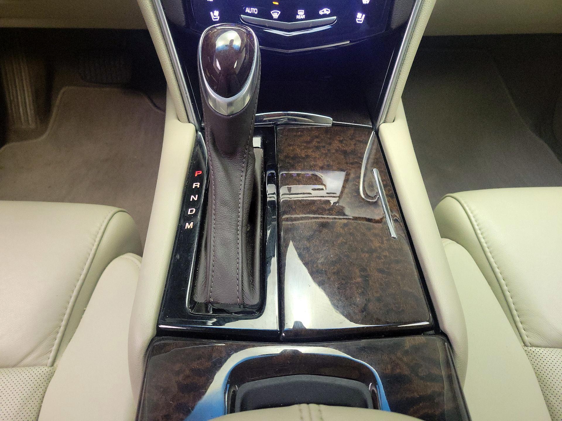 Thumbnail: 2016 Cadillac XTS - 18