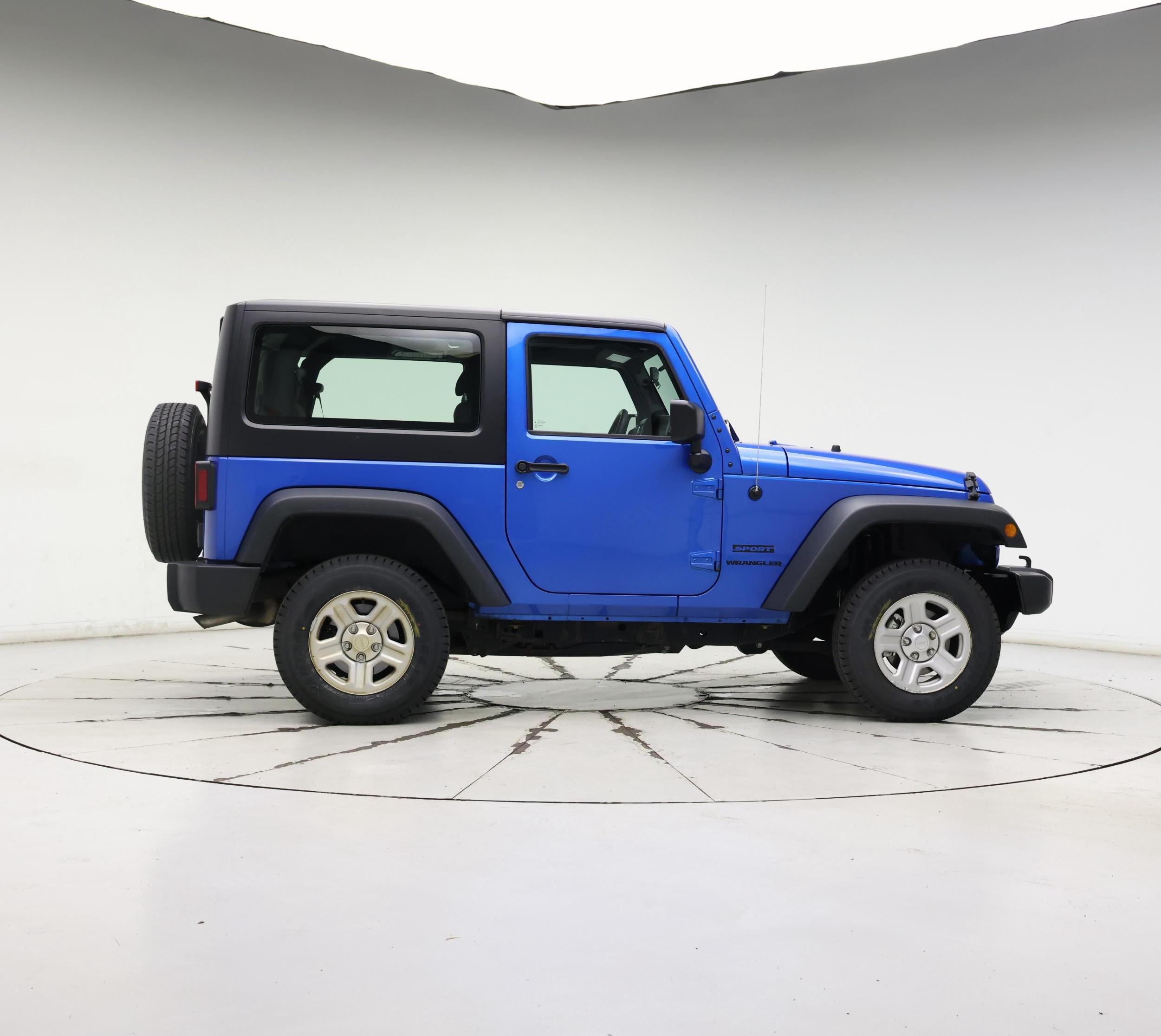 Thumbnail: 2016 Jeep Wrangler - 7