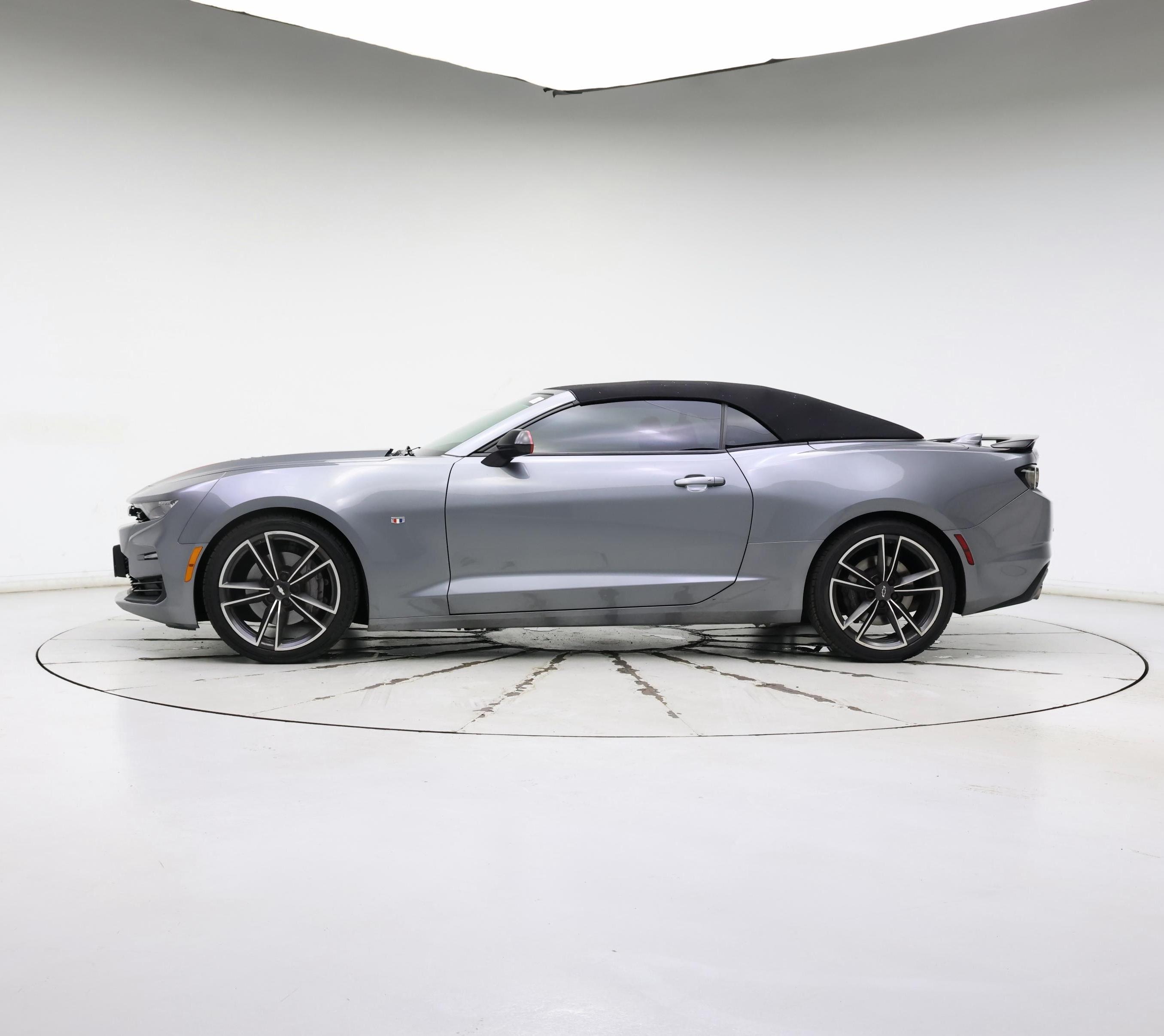 Thumbnail: 2021 Chevrolet Camaro - 3