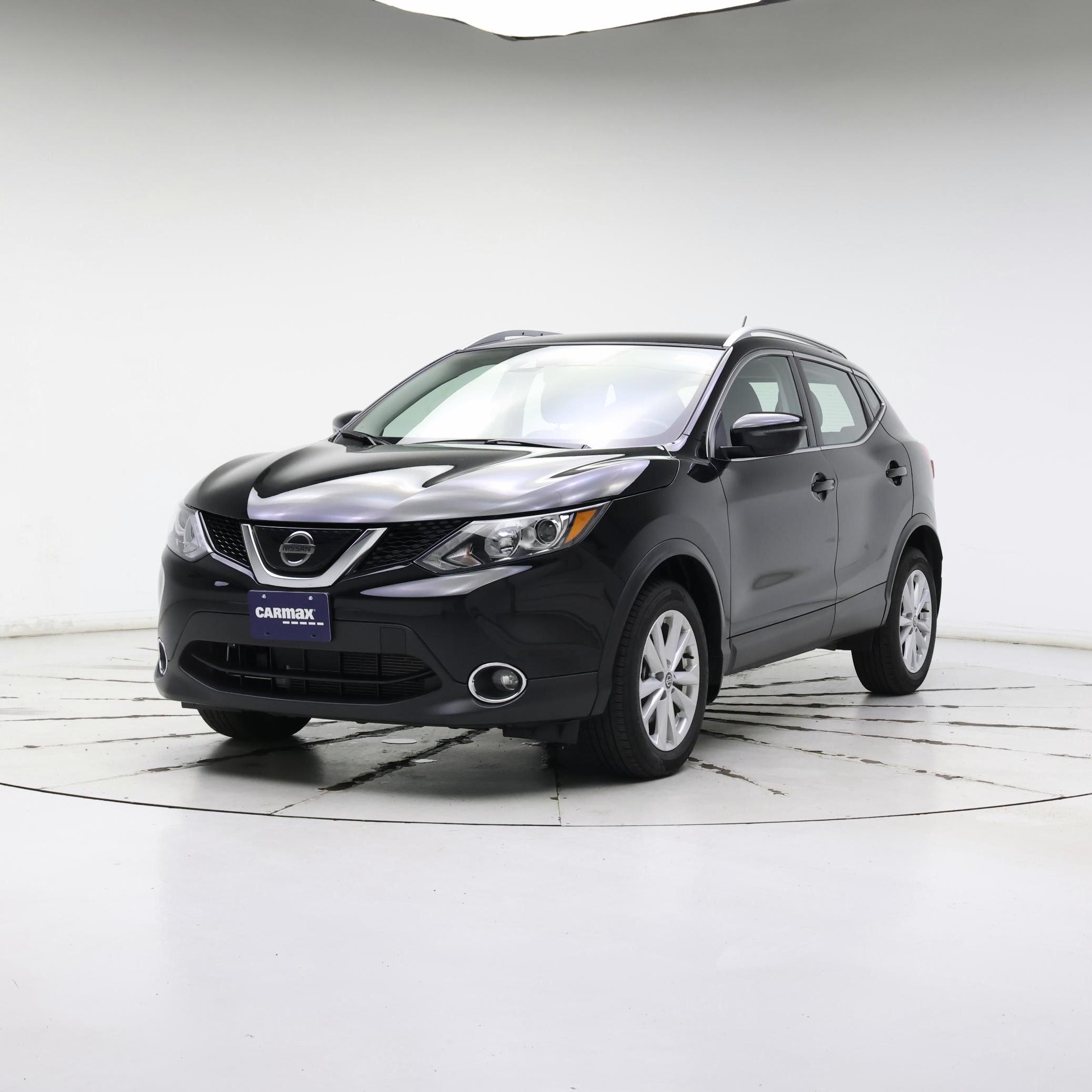 Thumbnail: 2019 Nissan Rogue Sport - 4