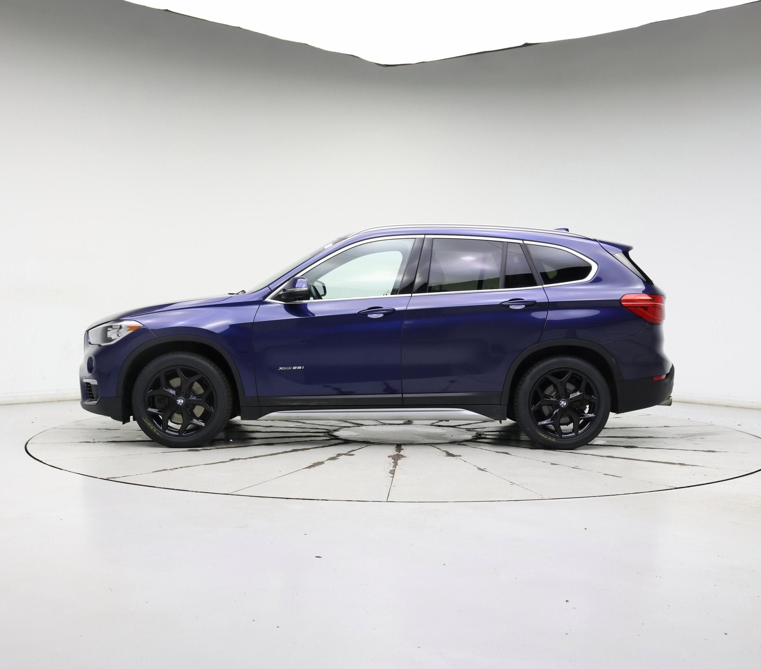 Thumbnail: 2018 BMW X1 - 3