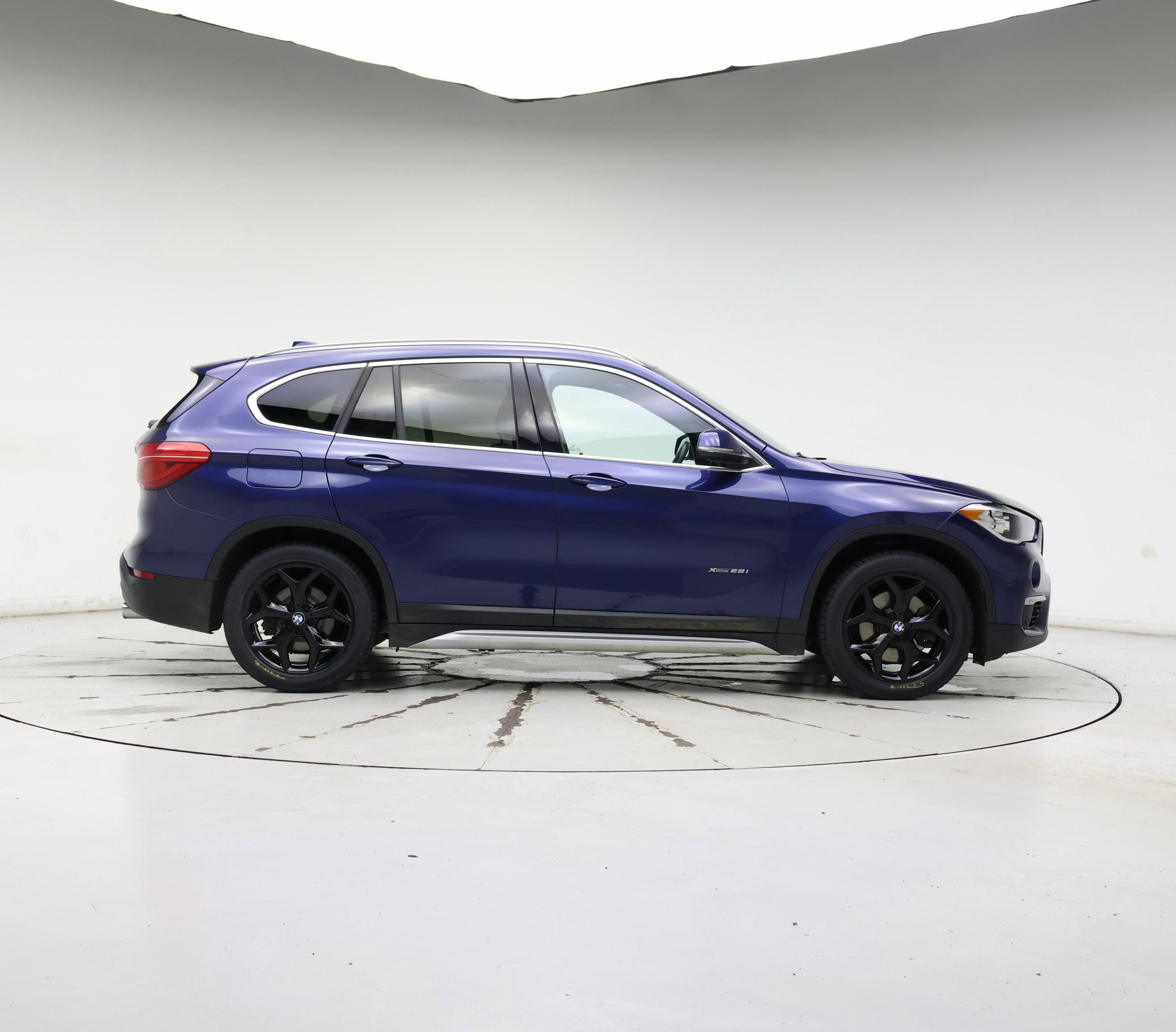 Thumbnail: 2018 BMW X1 - 7
