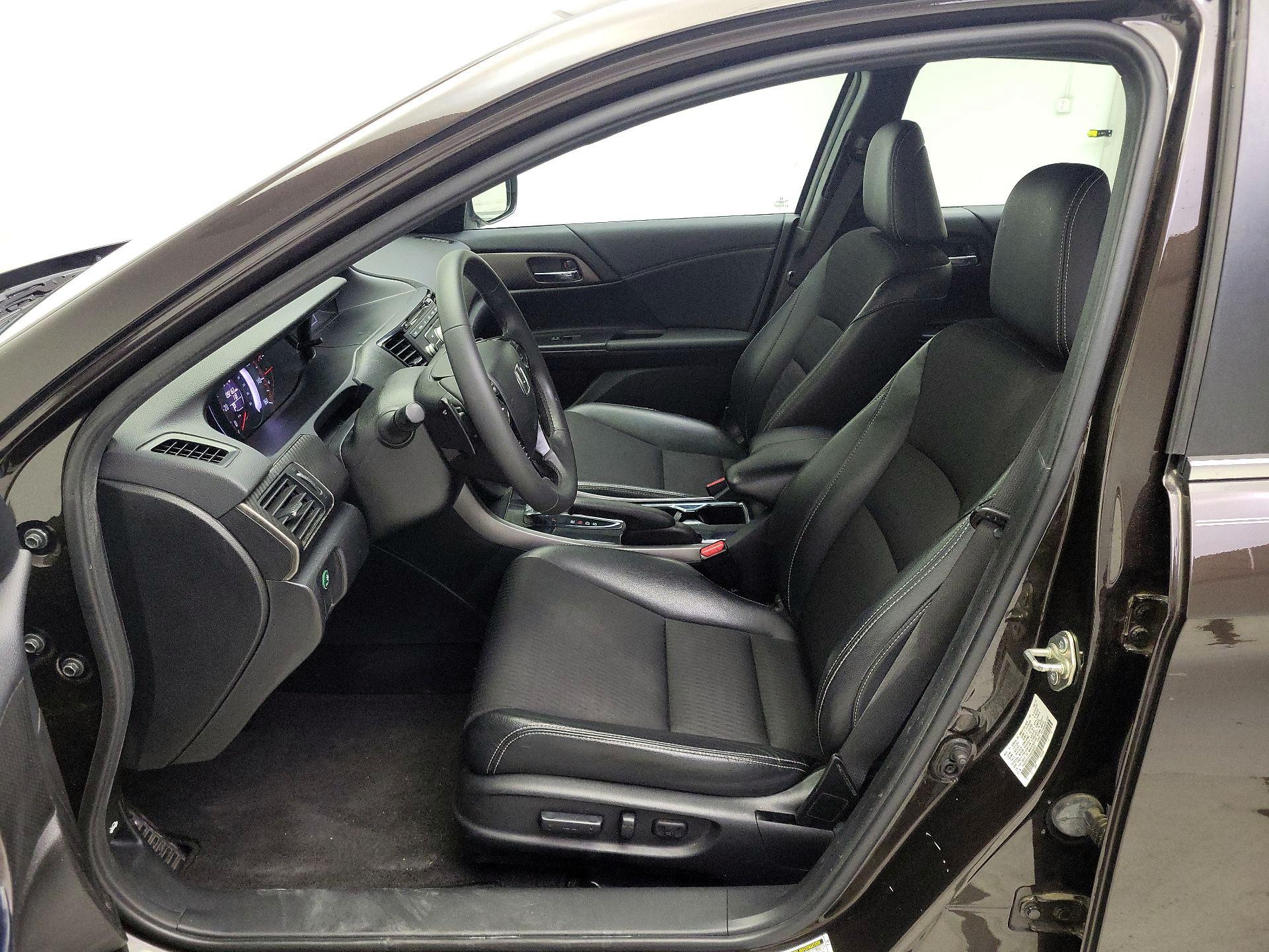 Thumbnail: 2016 Honda Accord - 11