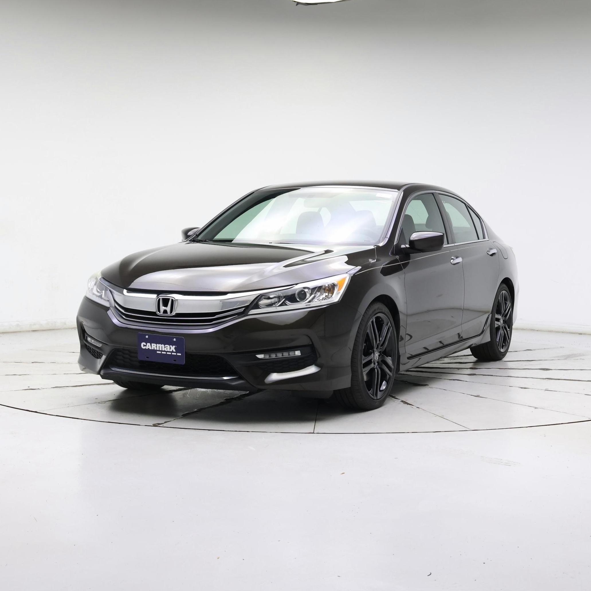 Thumbnail: 2016 Honda Accord - 4