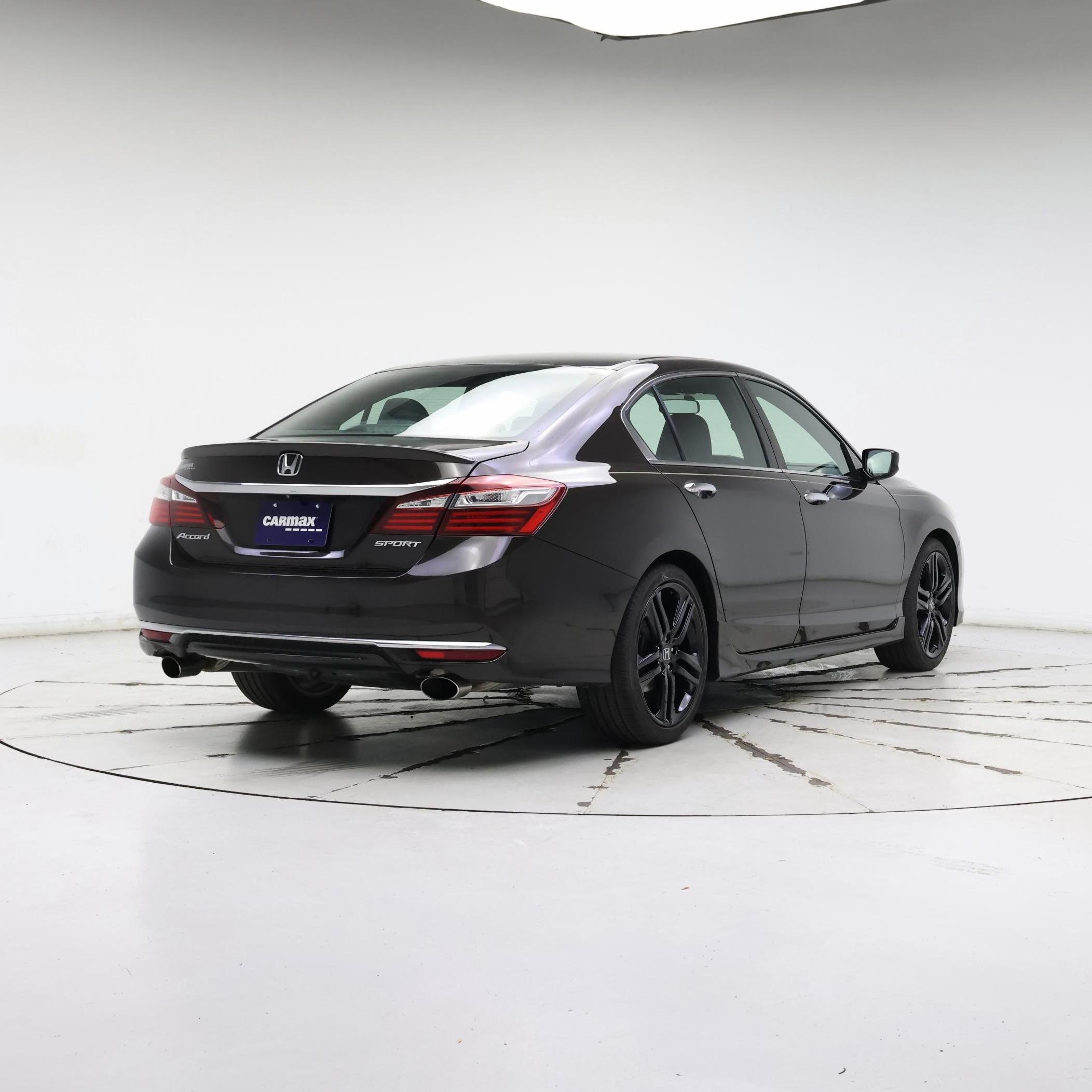 Thumbnail: 2016 Honda Accord - 8