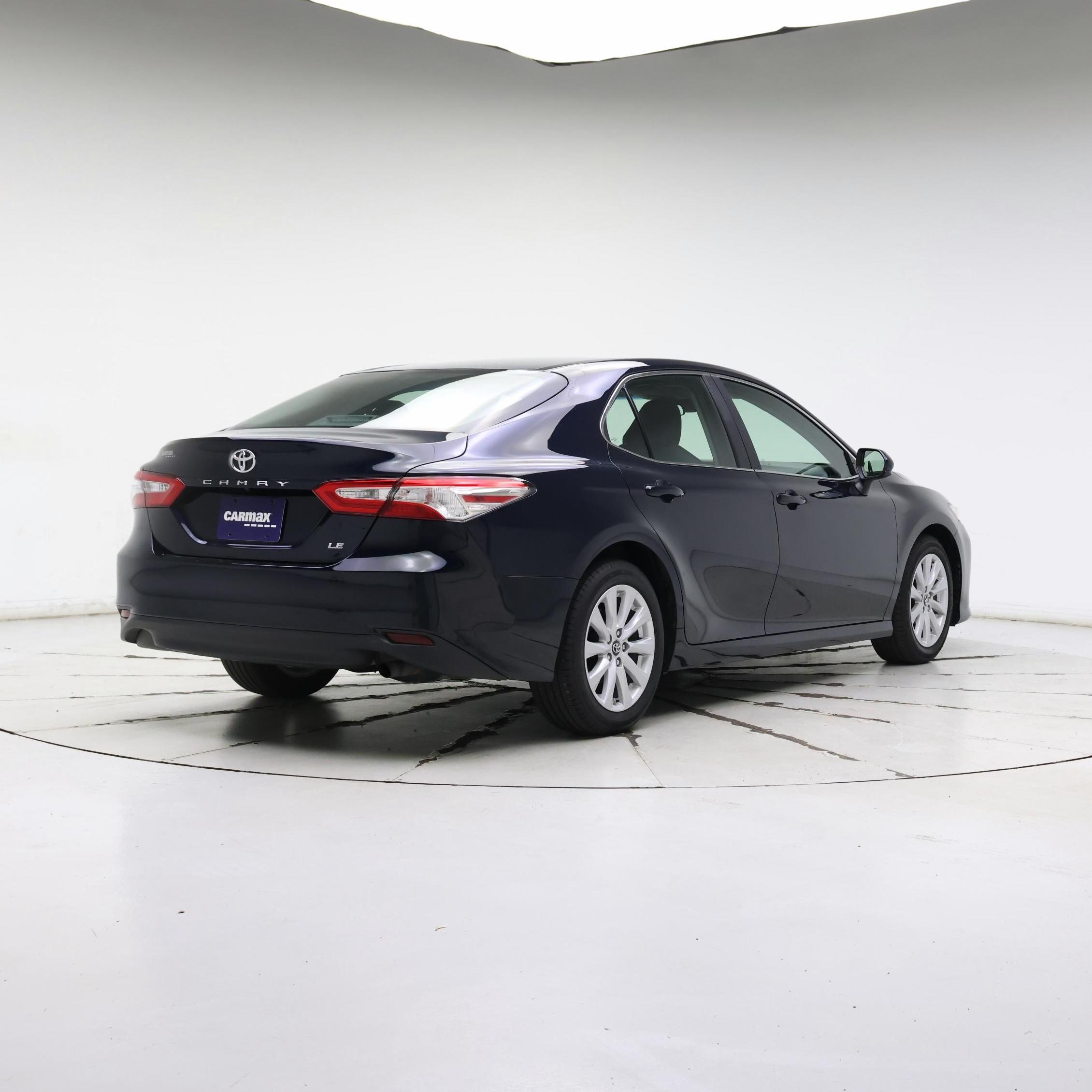 Thumbnail: 2018 Toyota Camry - 8