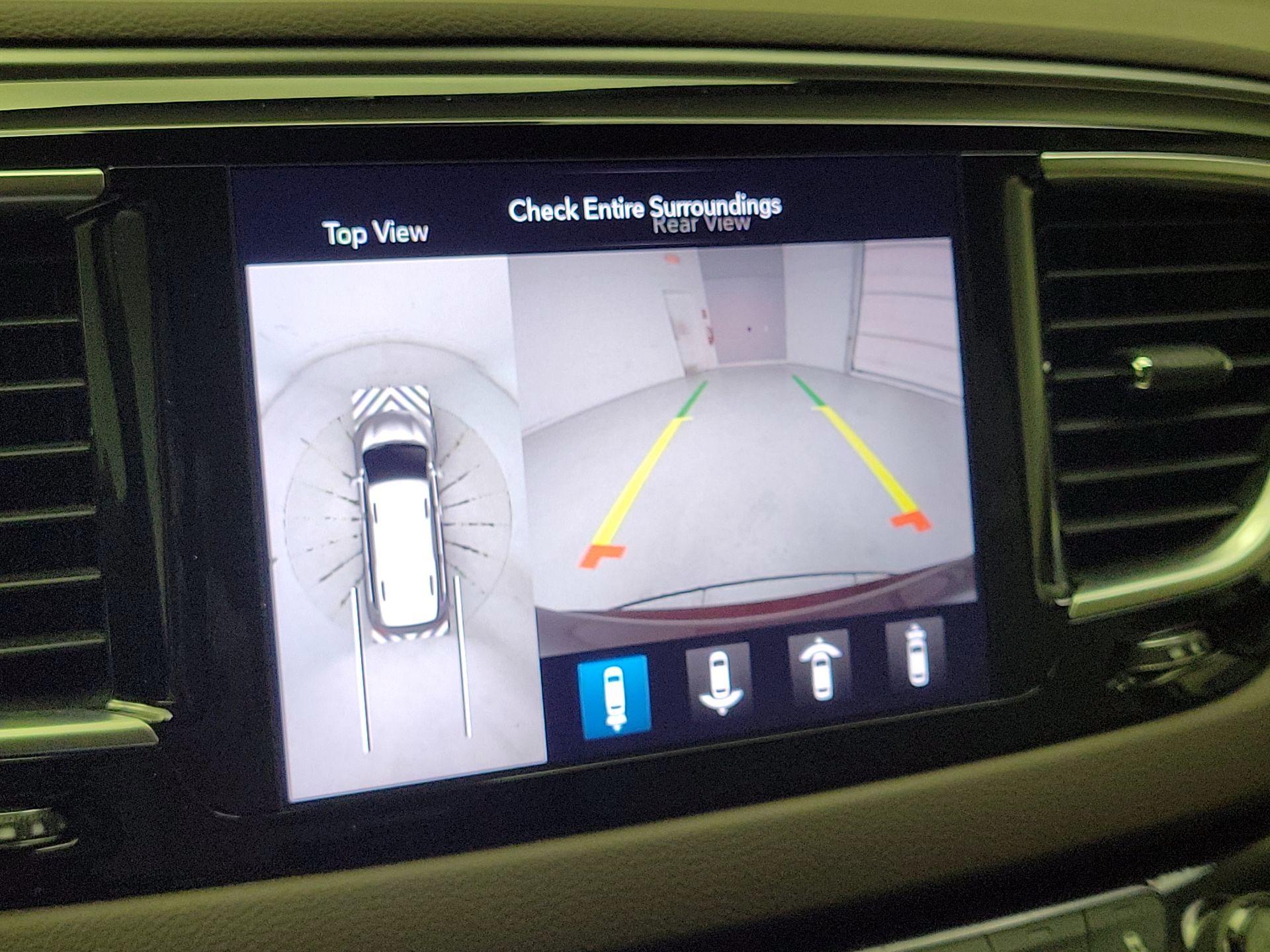 Thumbnail: 2019 Chrysler Pacifica - 15