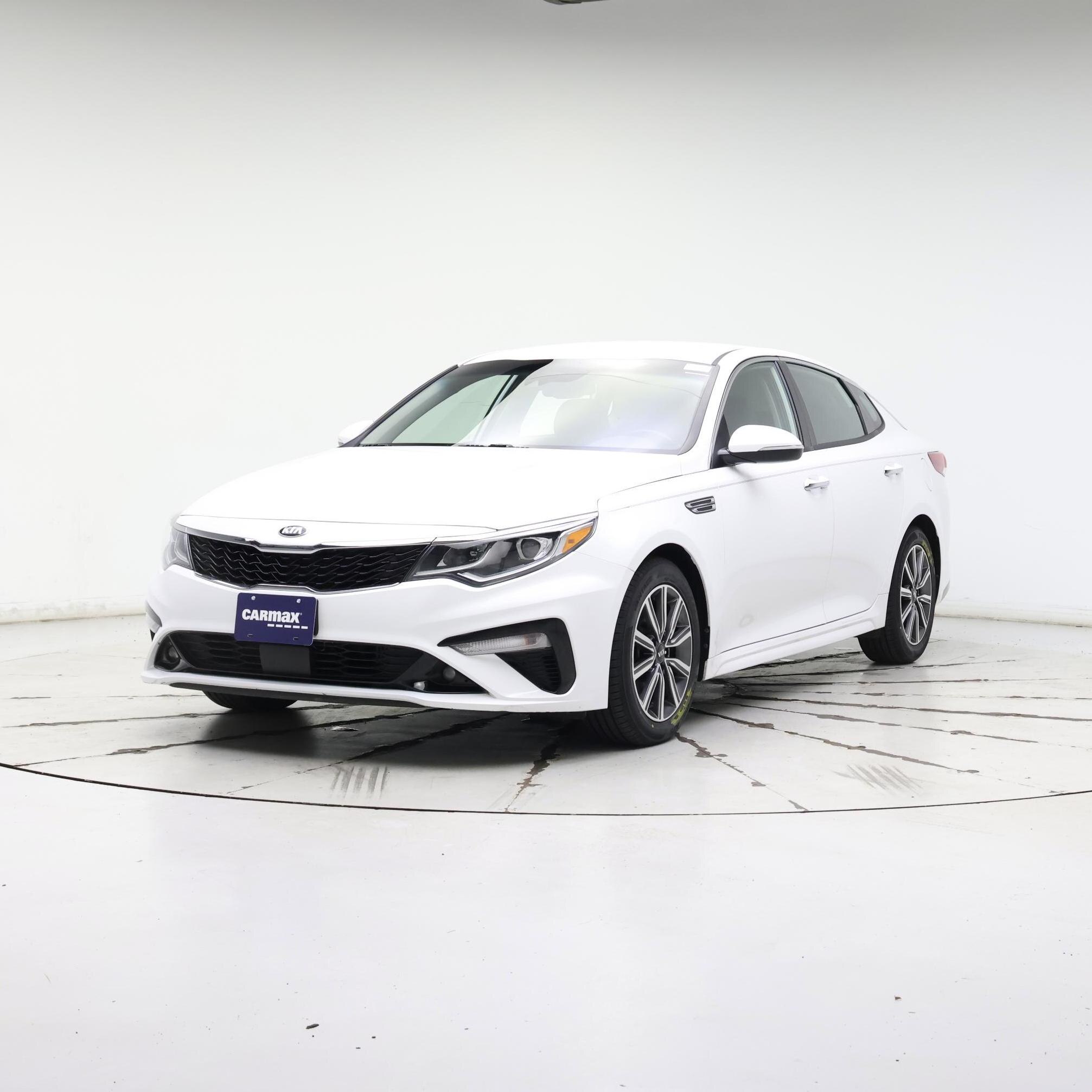Thumbnail: 2019 Kia Optima - 4
