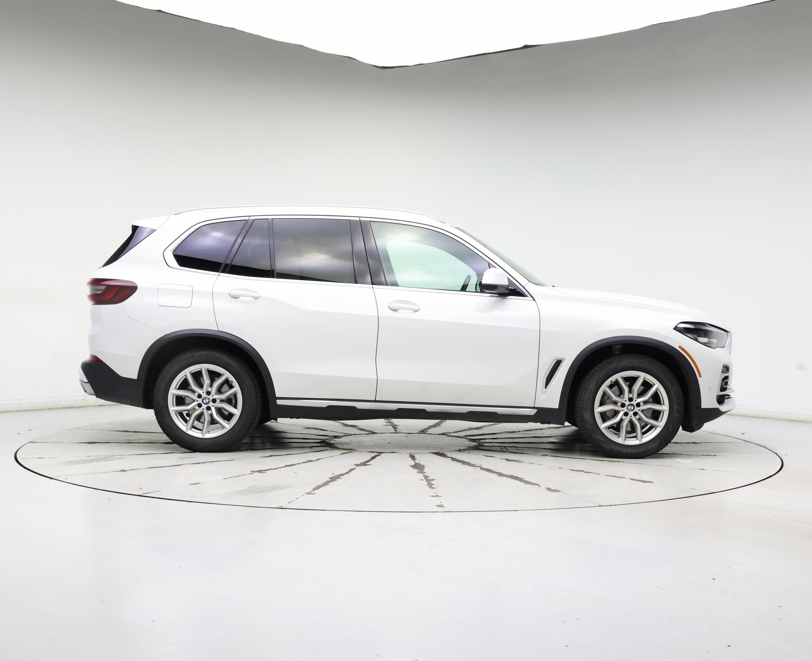 Thumbnail: 2023 BMW X5 - 7