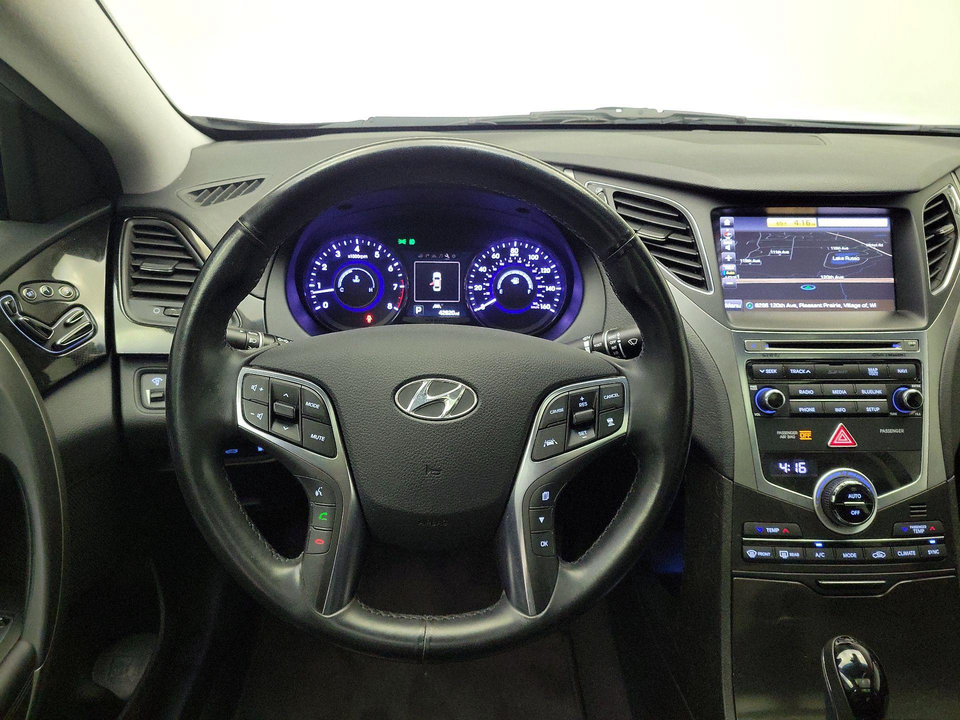 Thumbnail: 2017 Hyundai Azera - 10