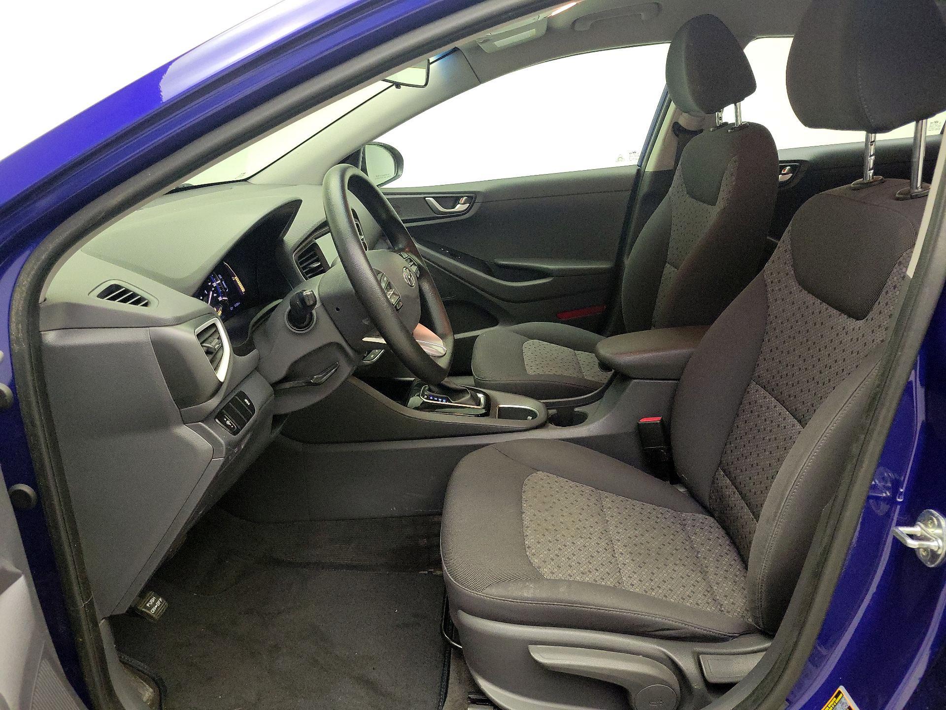 Thumbnail: 2019 Hyundai Ioniq - 11