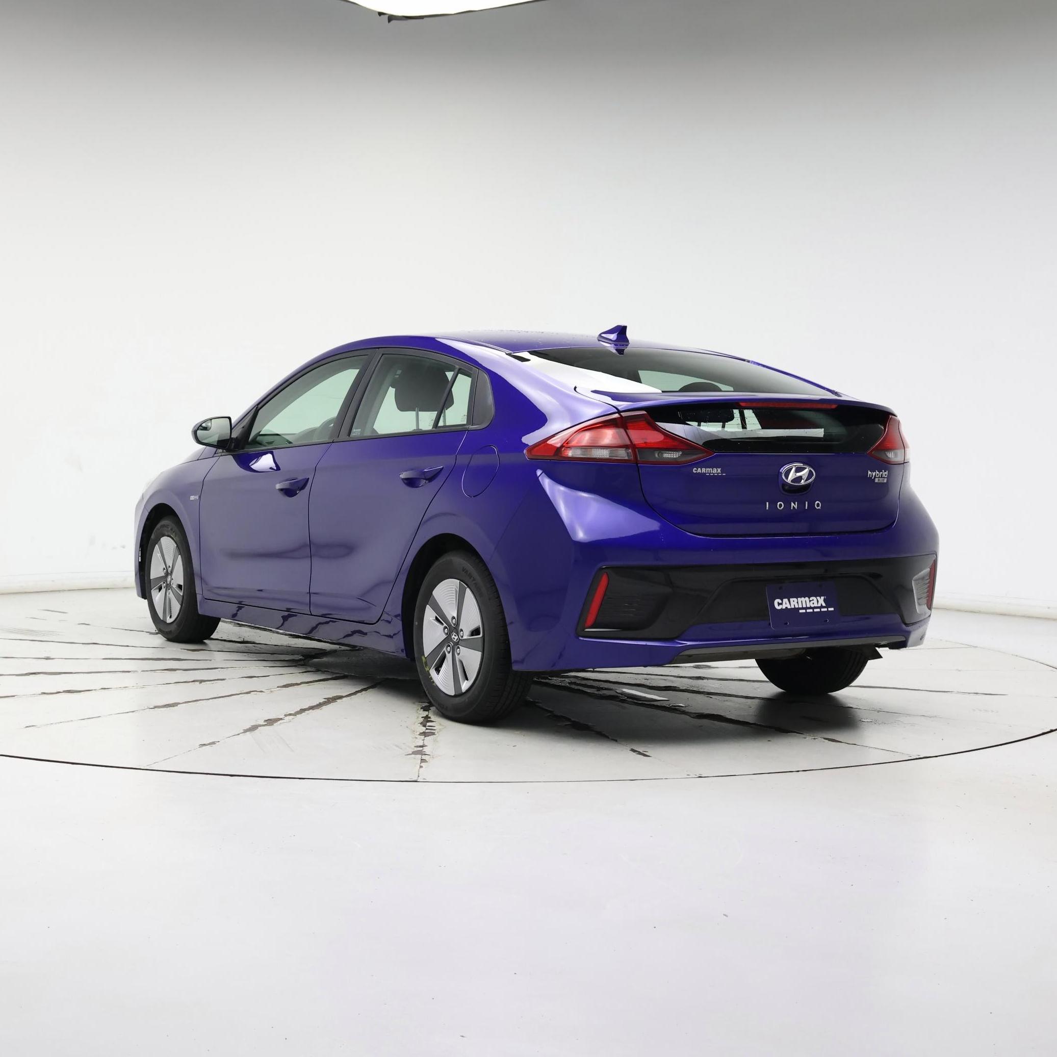 Thumbnail: 2019 Hyundai Ioniq - 2