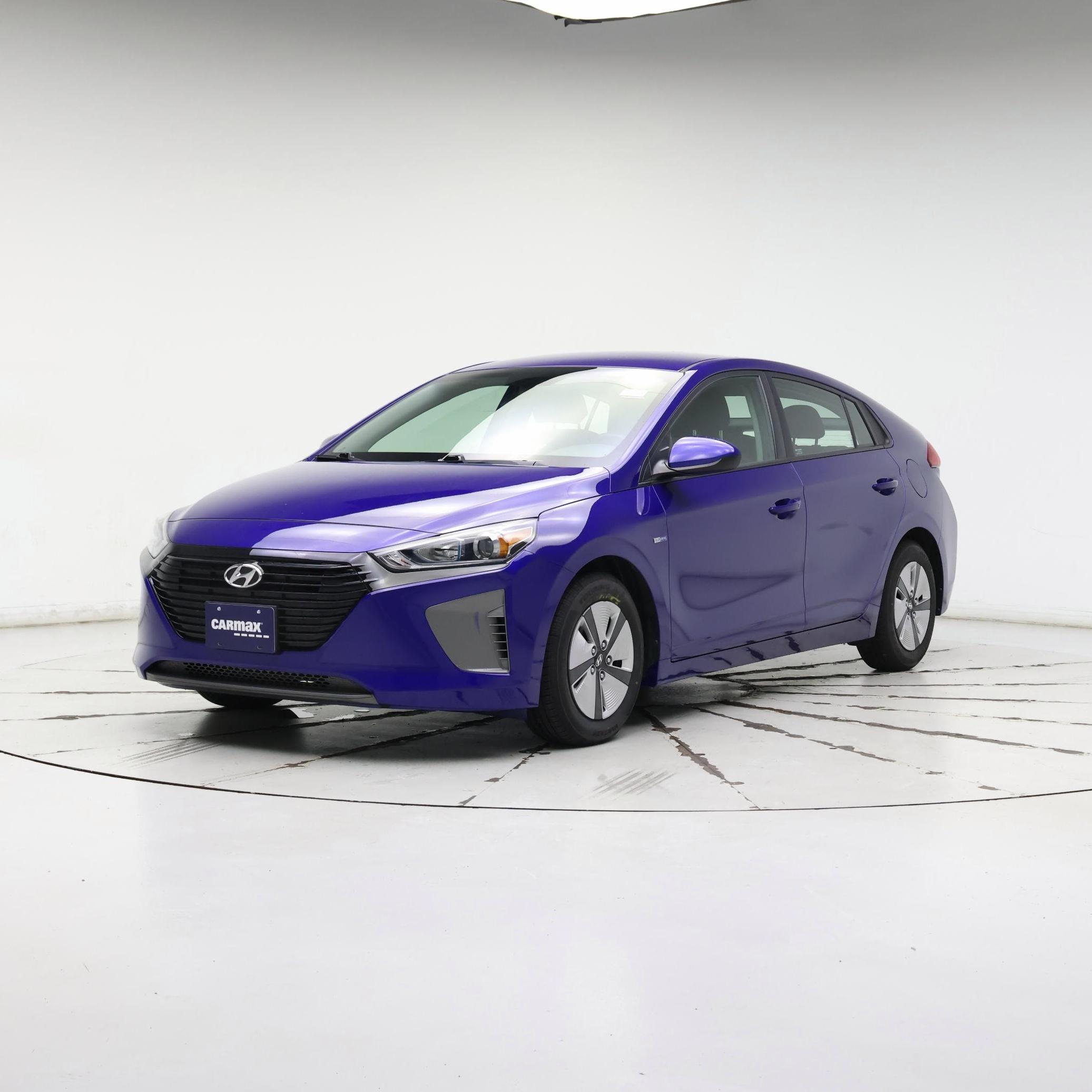 Thumbnail: 2019 Hyundai Ioniq - 4