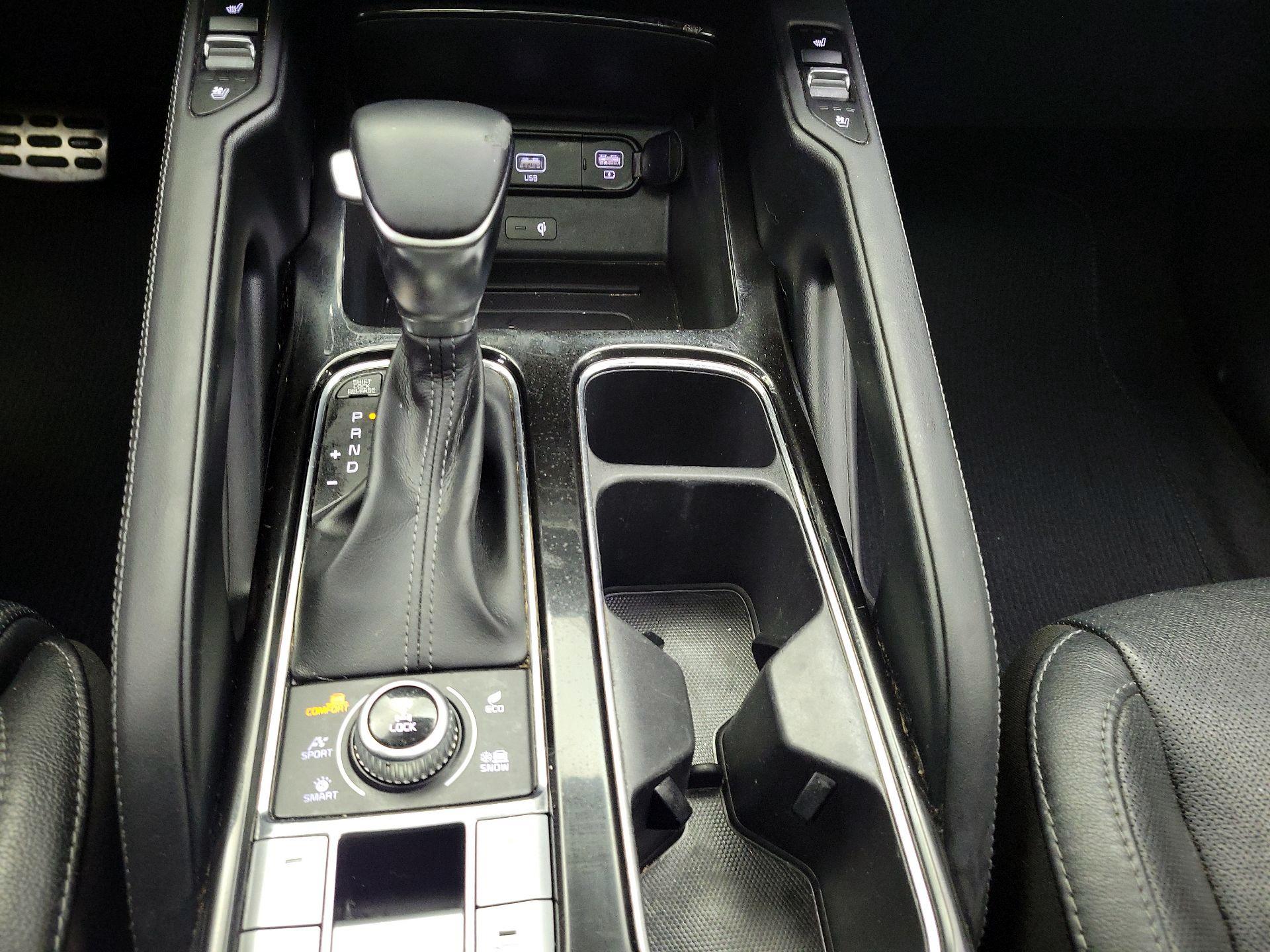 Thumbnail: 2020 Kia Telluride - 18