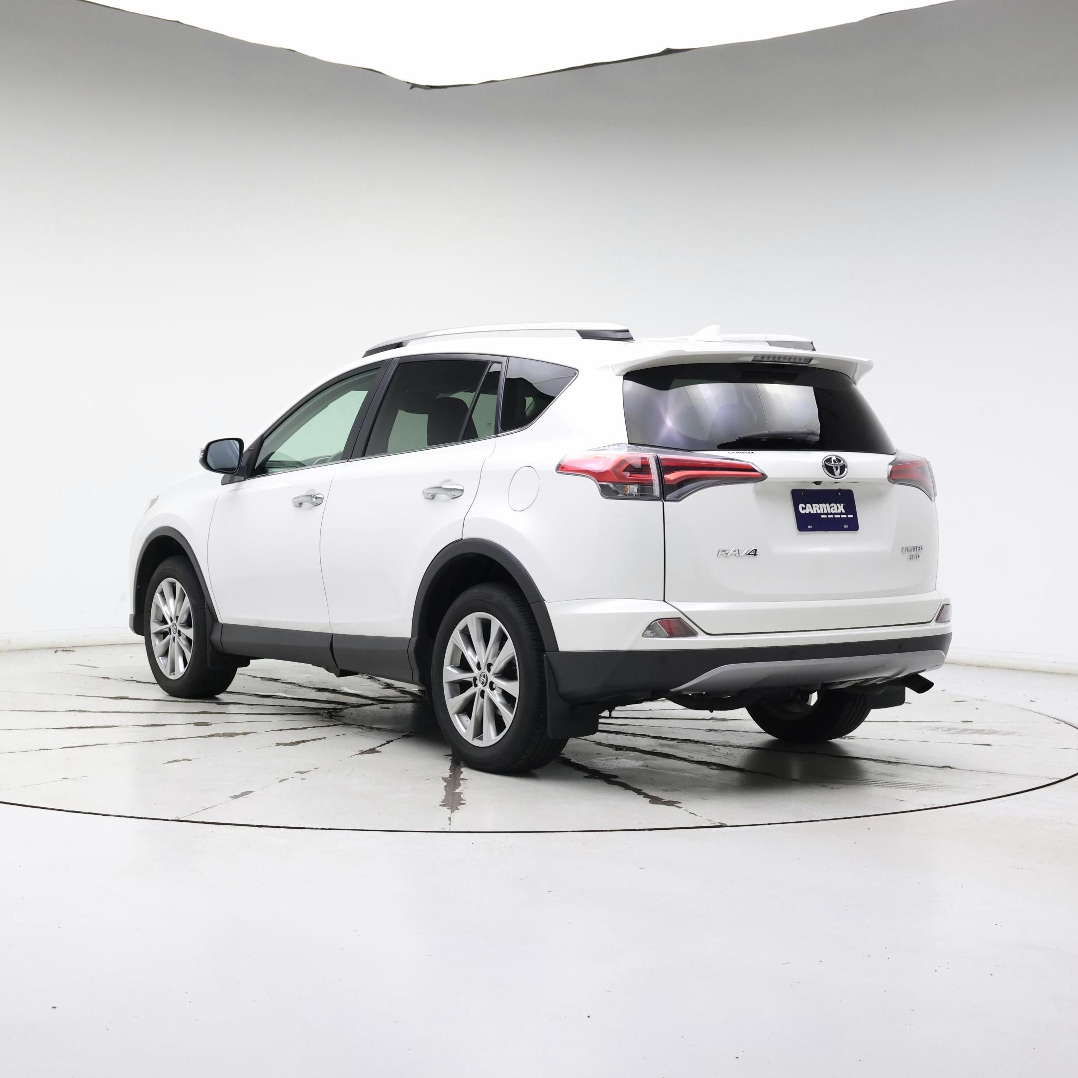 Thumbnail: 2017 Toyota RAV4 - 2