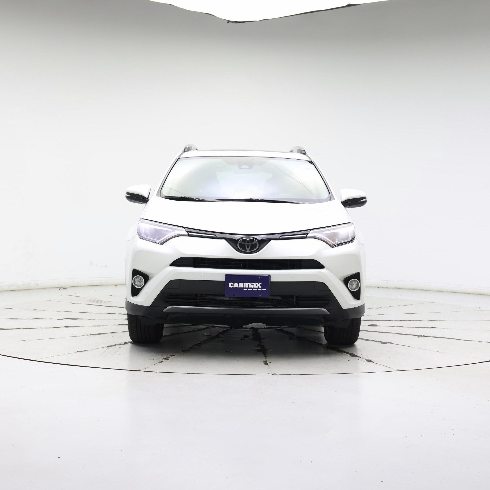 Thumbnail: 2017 Toyota RAV4 - 5