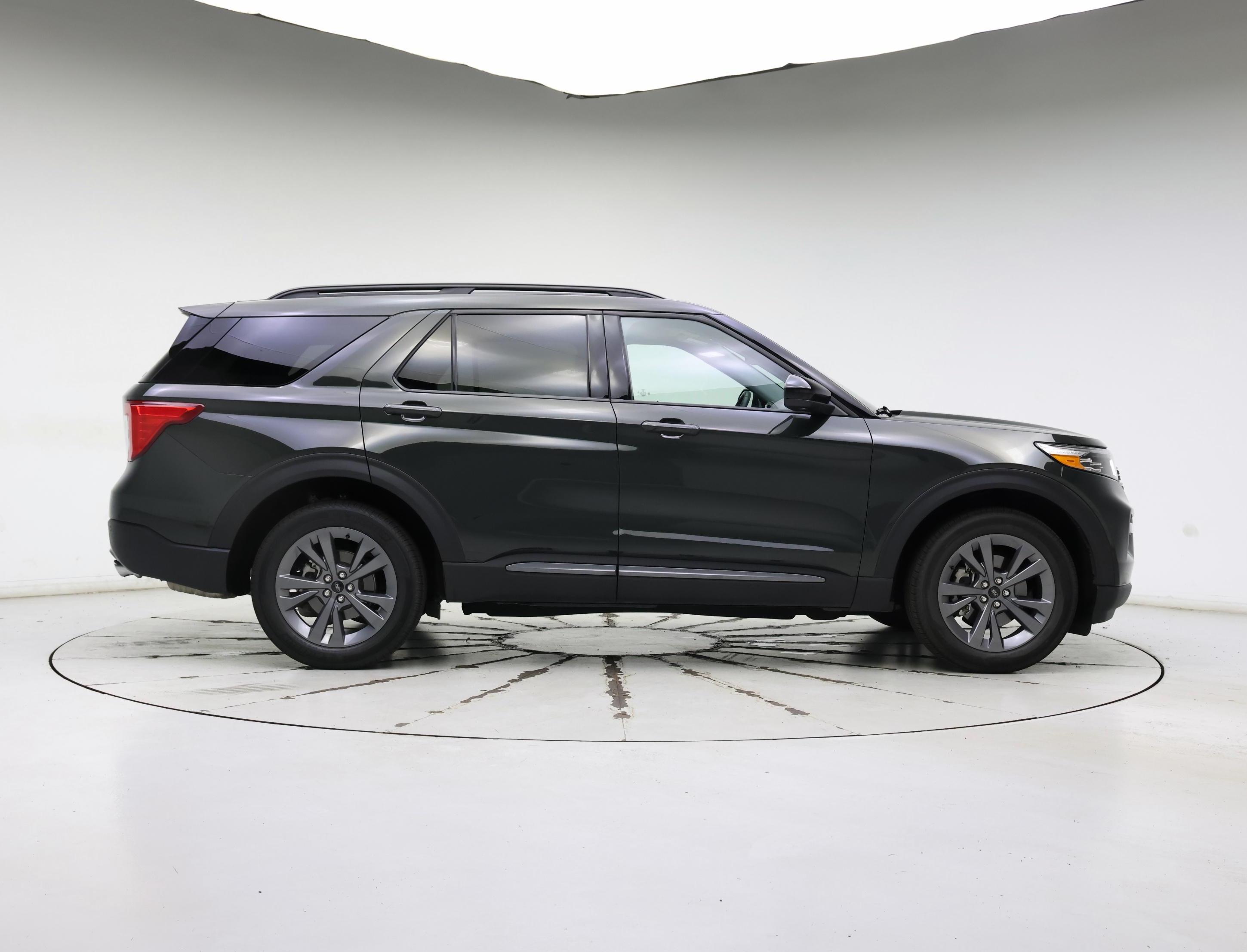 Thumbnail: 2024 Ford Explorer - 7