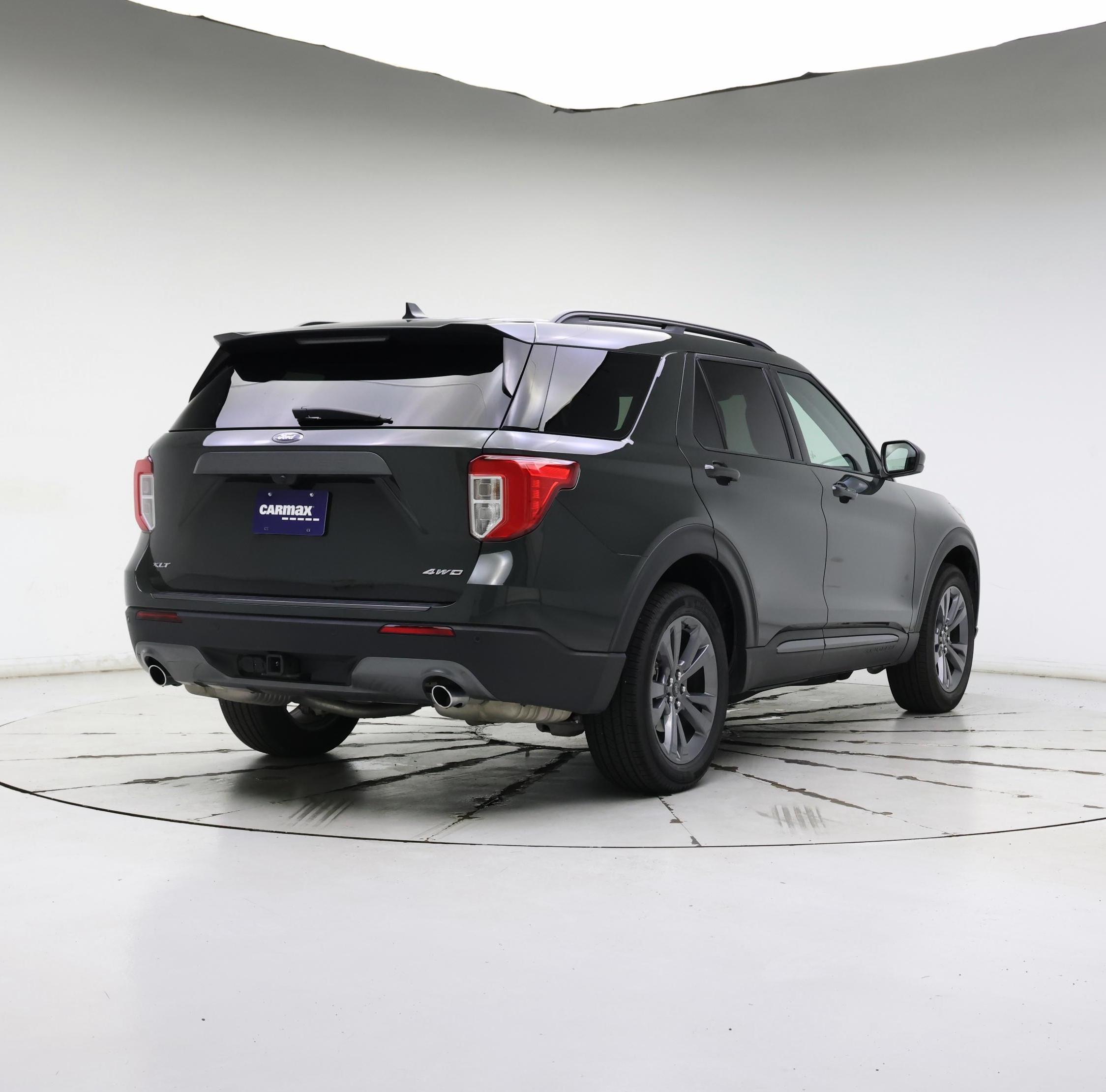 Thumbnail: 2024 Ford Explorer - 8