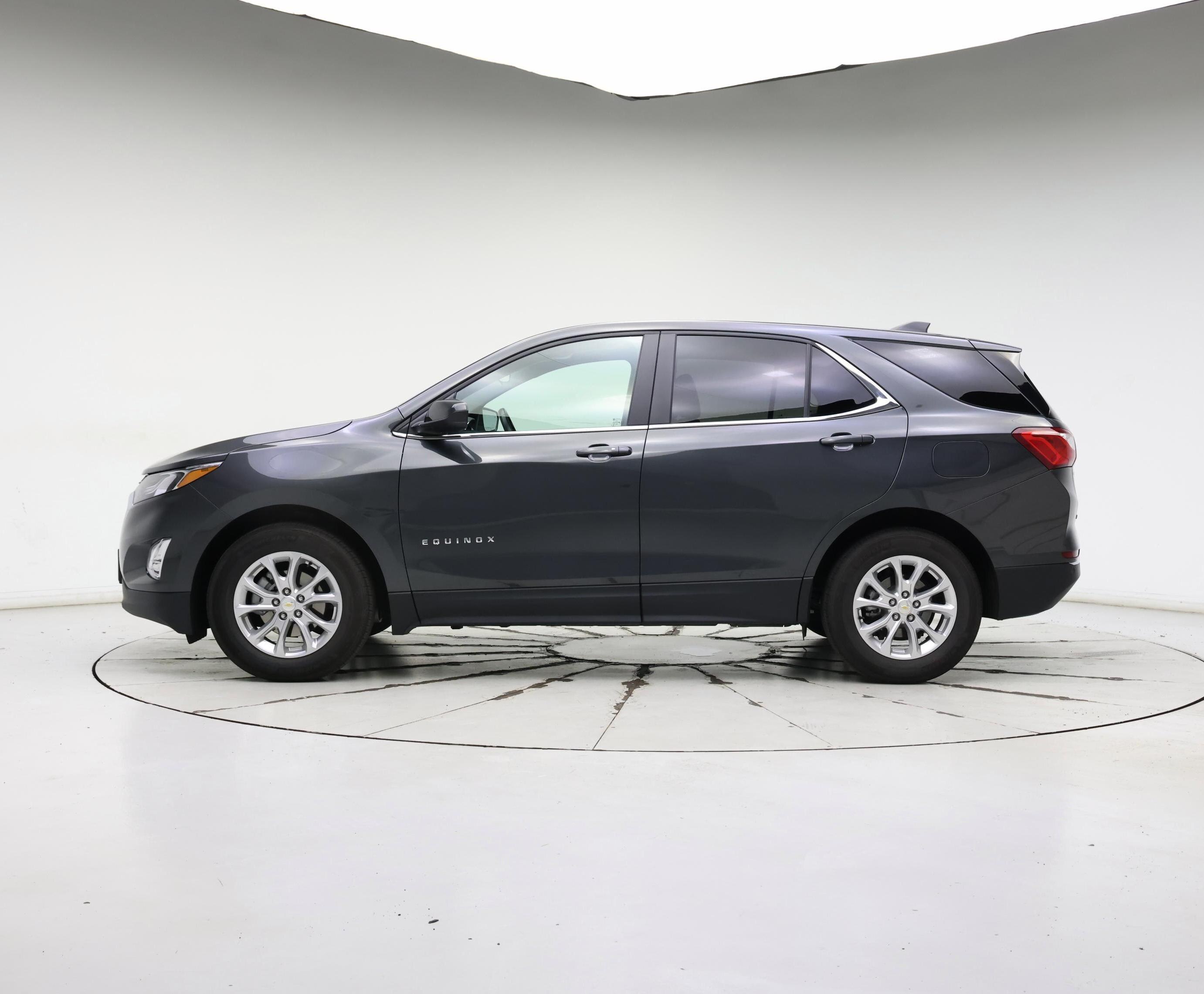 Thumbnail: 2021 Chevrolet Equinox - 3