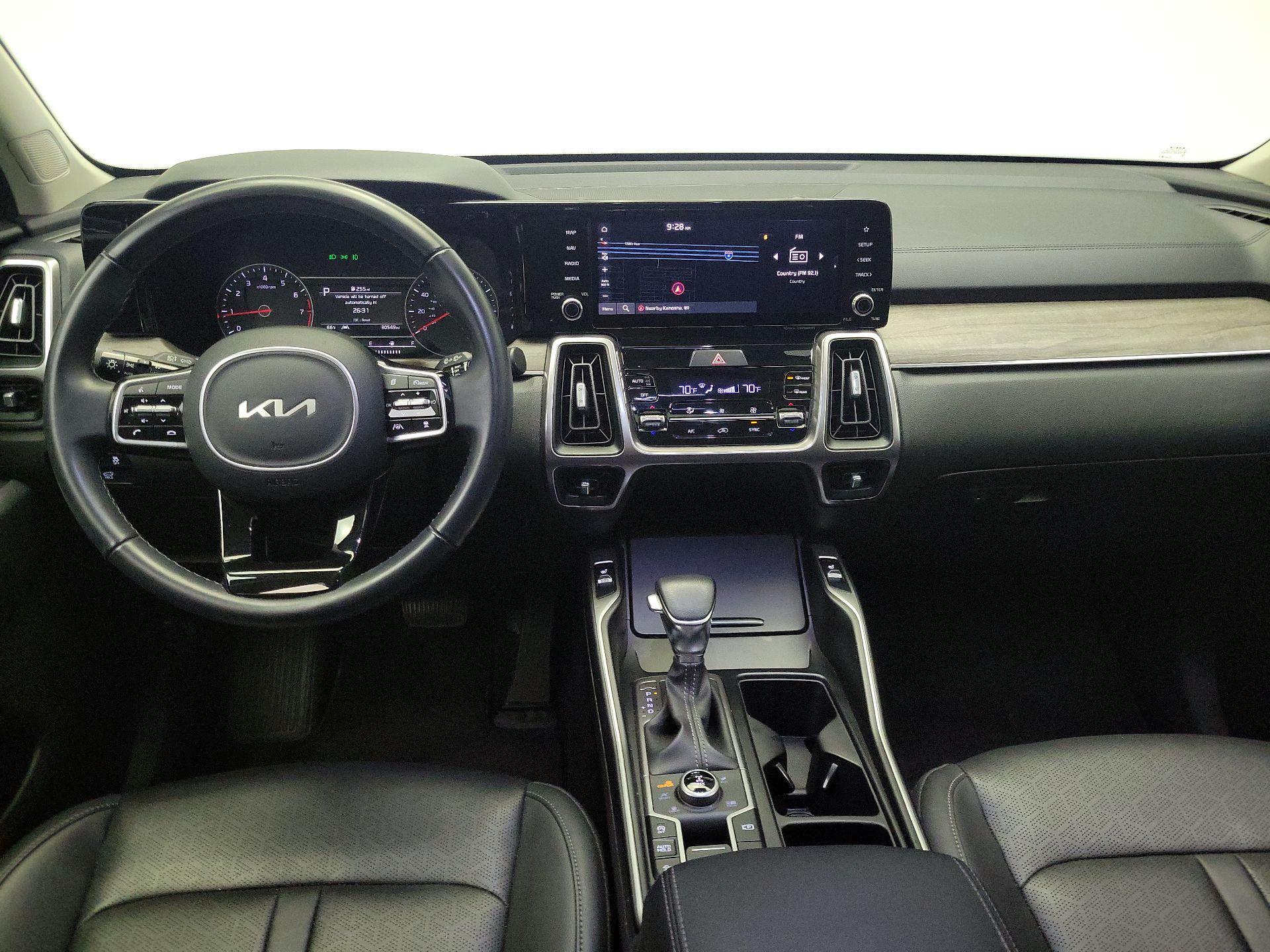 Thumbnail: 2023 Kia Sorento - 9