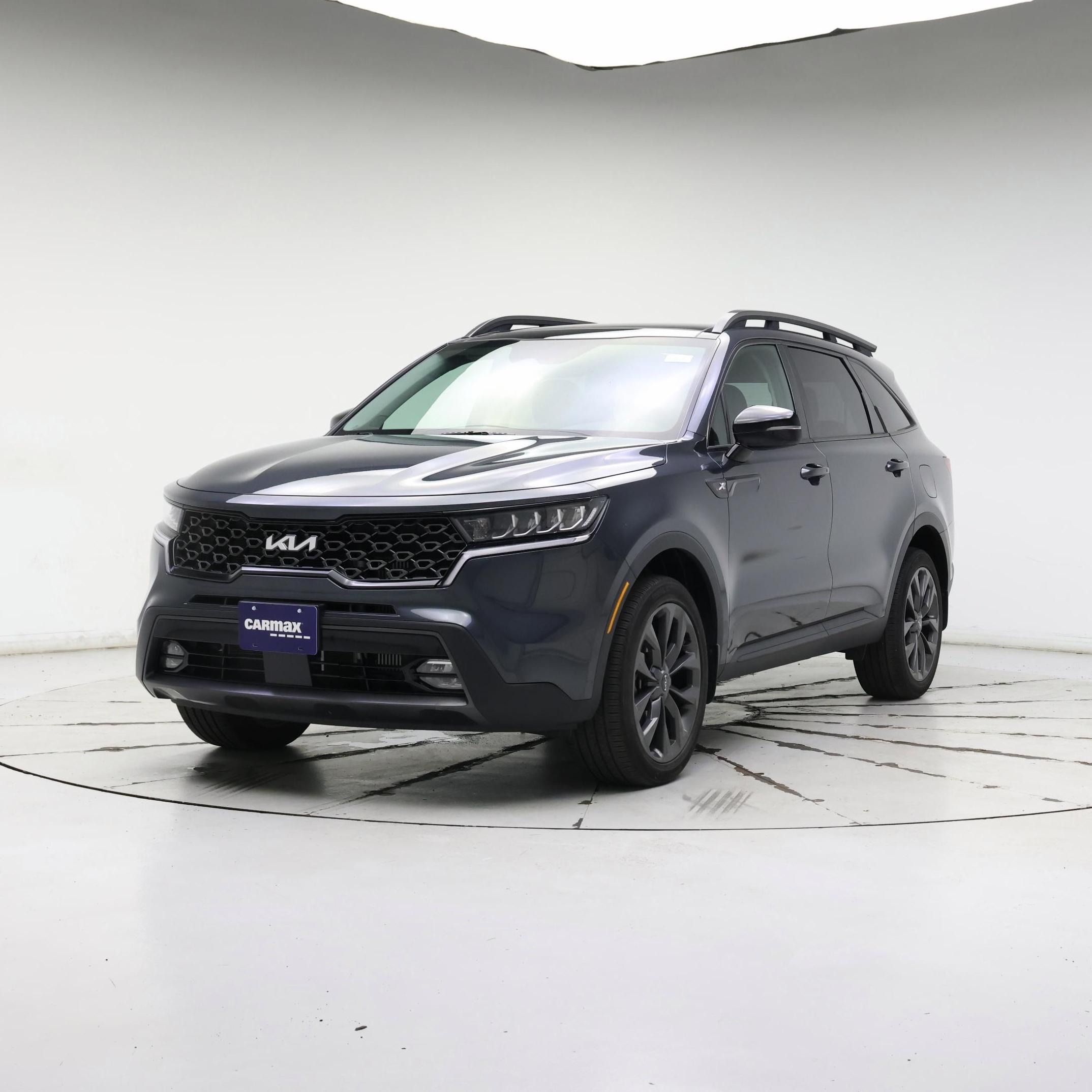 Thumbnail: 2023 Kia Sorento - 4