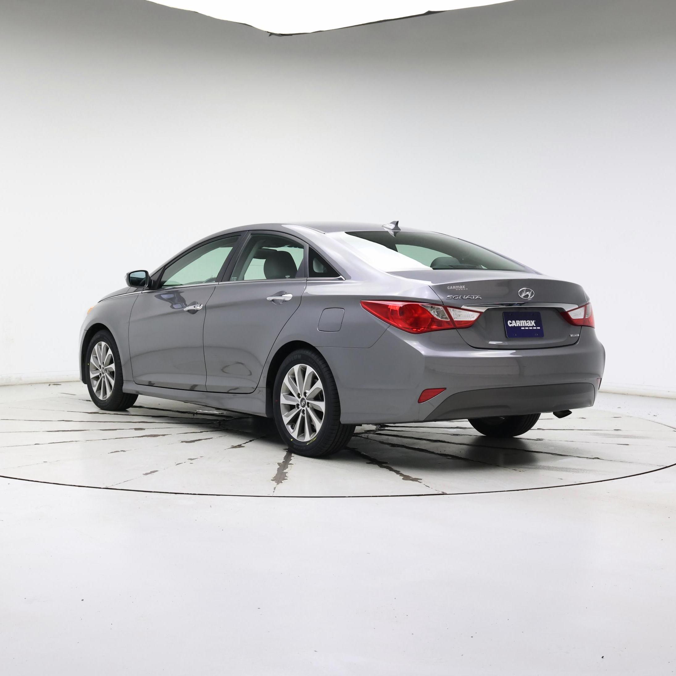 Thumbnail: 2014 Hyundai Sonata - 2
