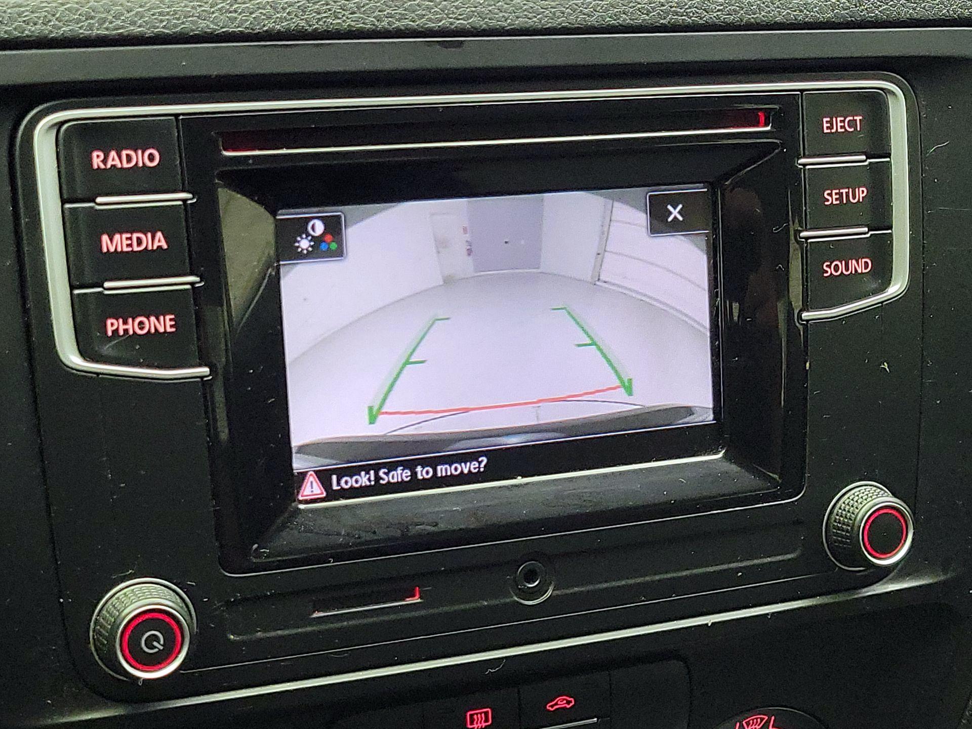 Thumbnail: 2017 Volkswagen Jetta - 14