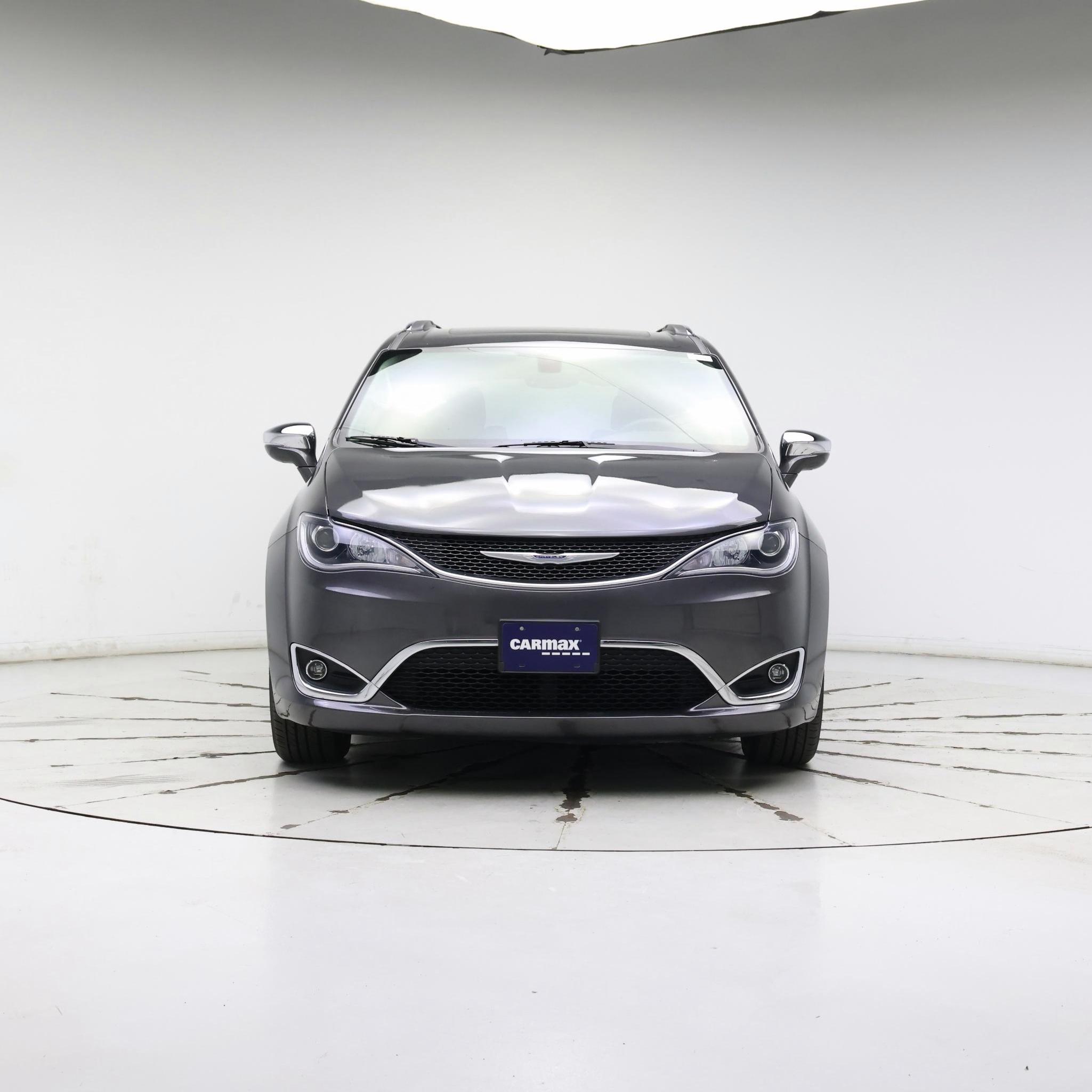 Thumbnail: 2019 Chrysler Pacifica - 5