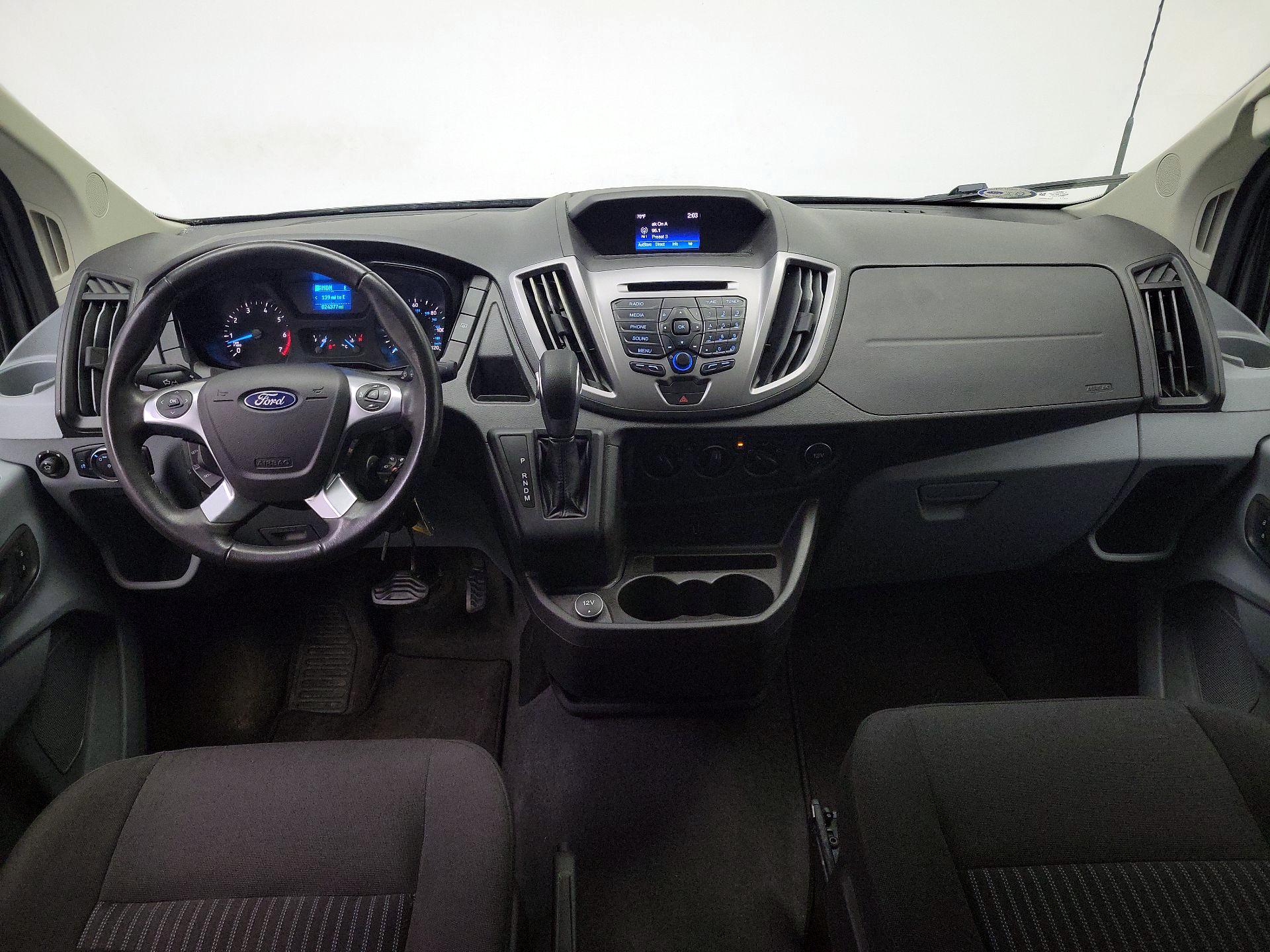 Thumbnail: 2017 Ford Transit Series - 9
