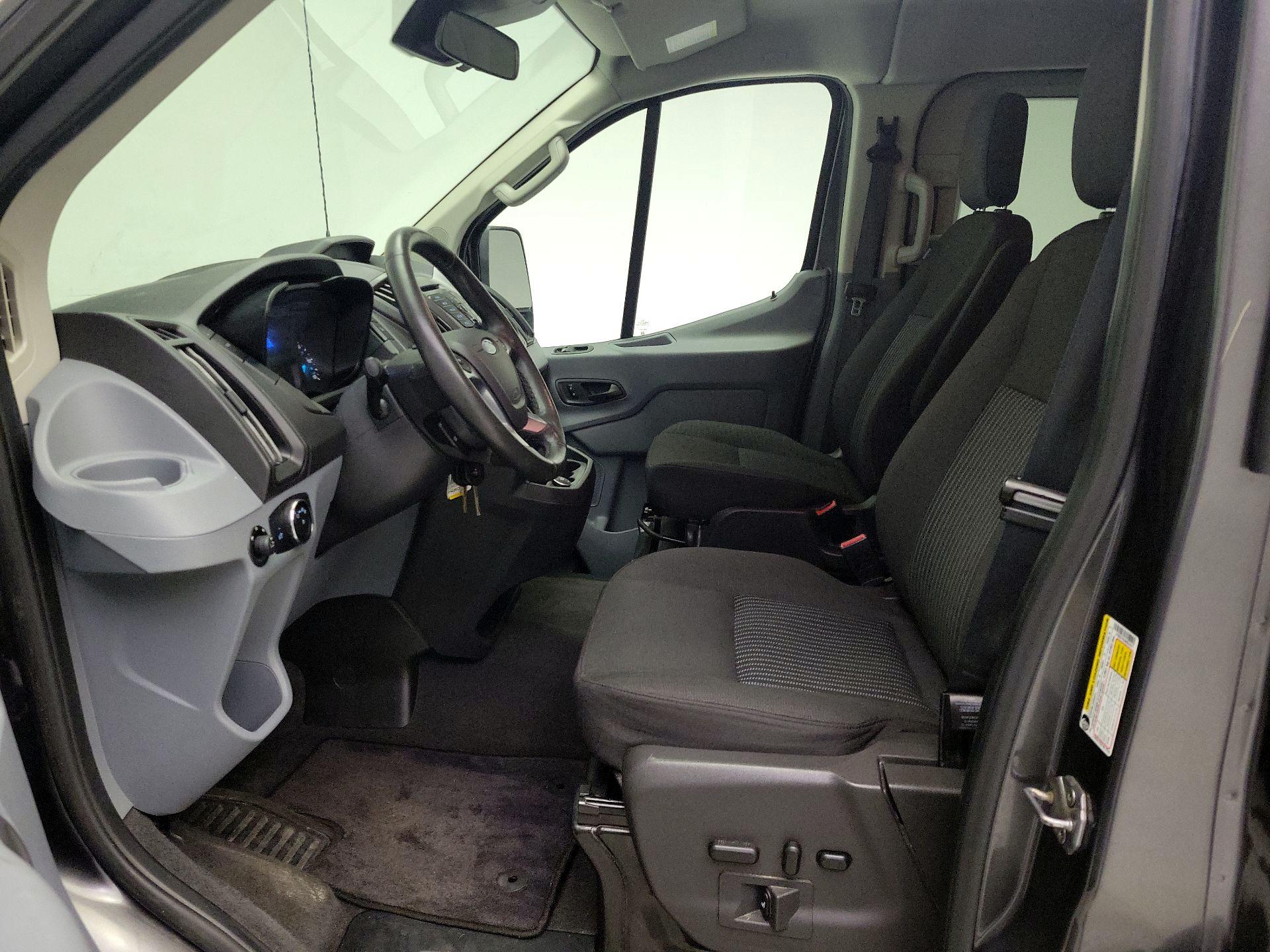 Thumbnail: 2017 Ford Transit Series - 11